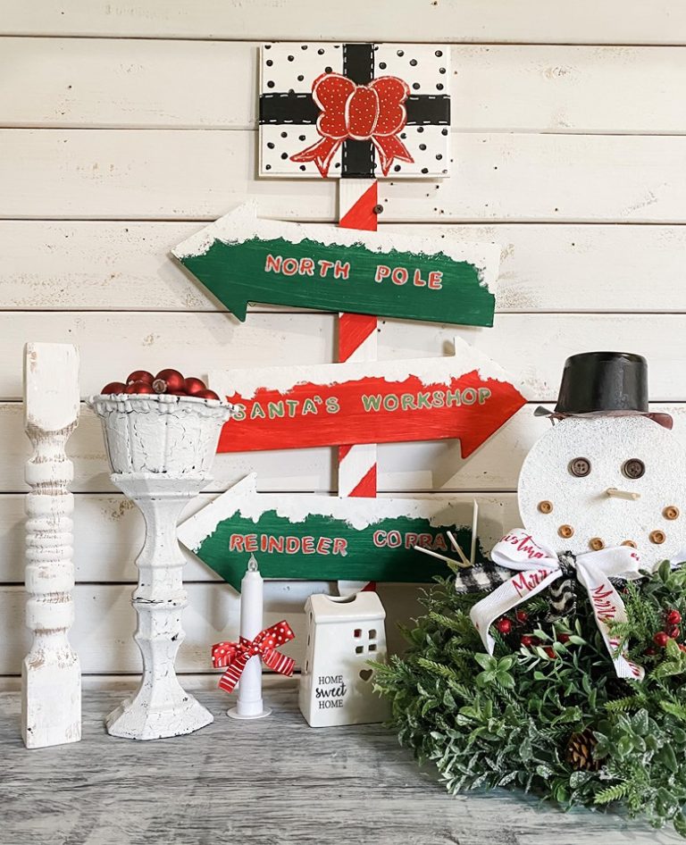 How to make a Dollar Tree Outdoor Christmas Sign