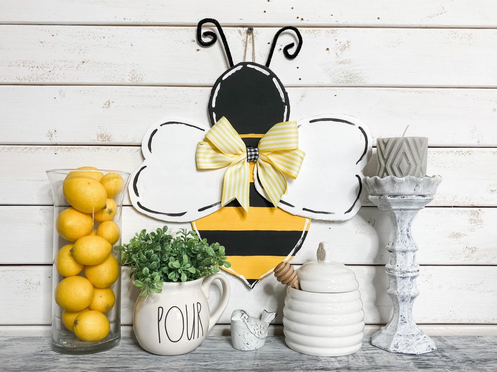 Bumble Bee Door Hanger Printable Template