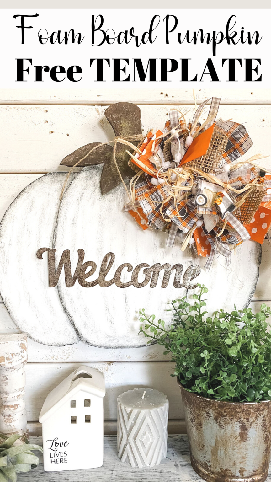 Get this Free DIY Pumpkin Template Printable To make a door hanger
