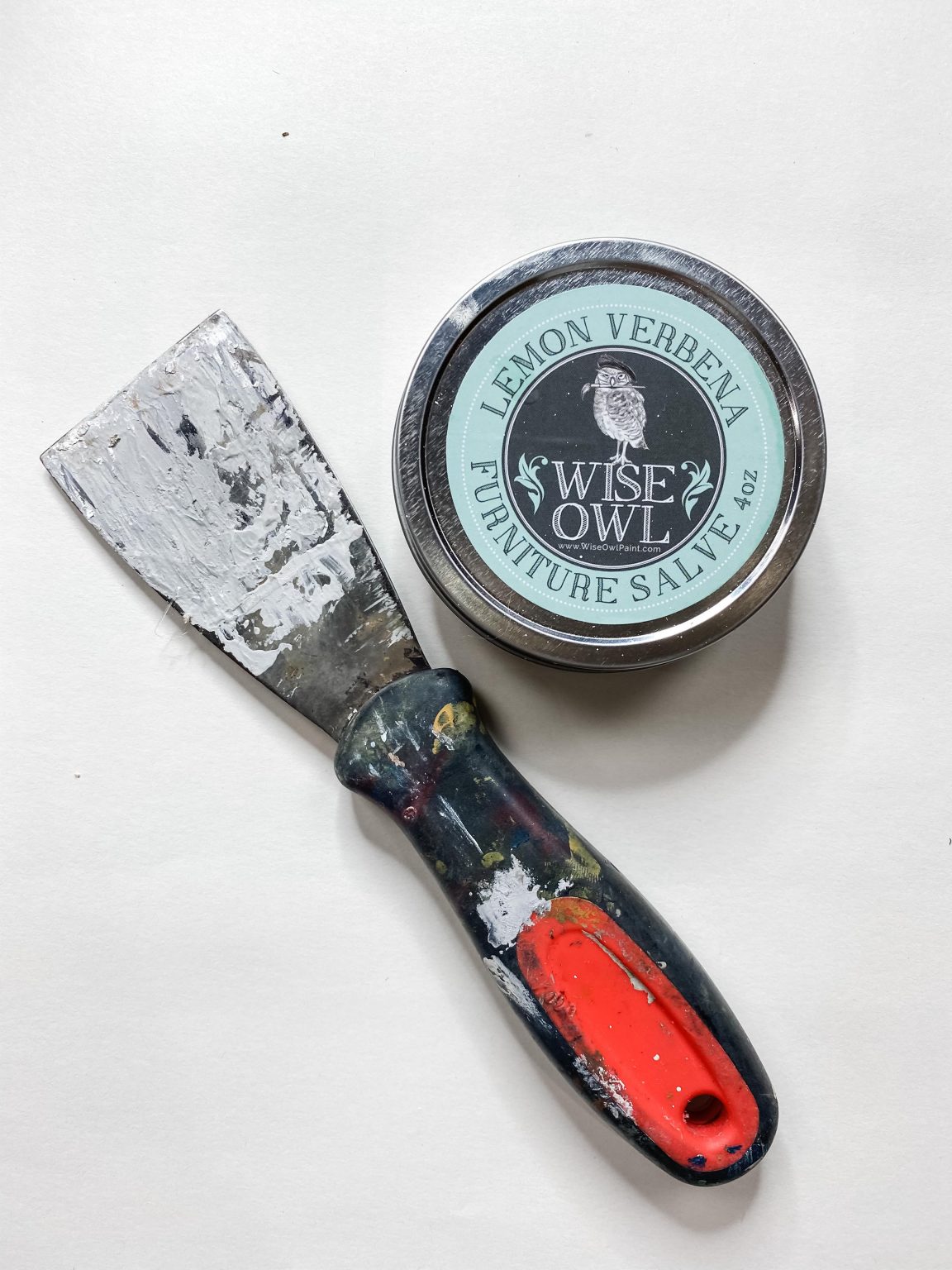 How to Make a Dollar Tree Chippy Church DIY Farmhouse Decor