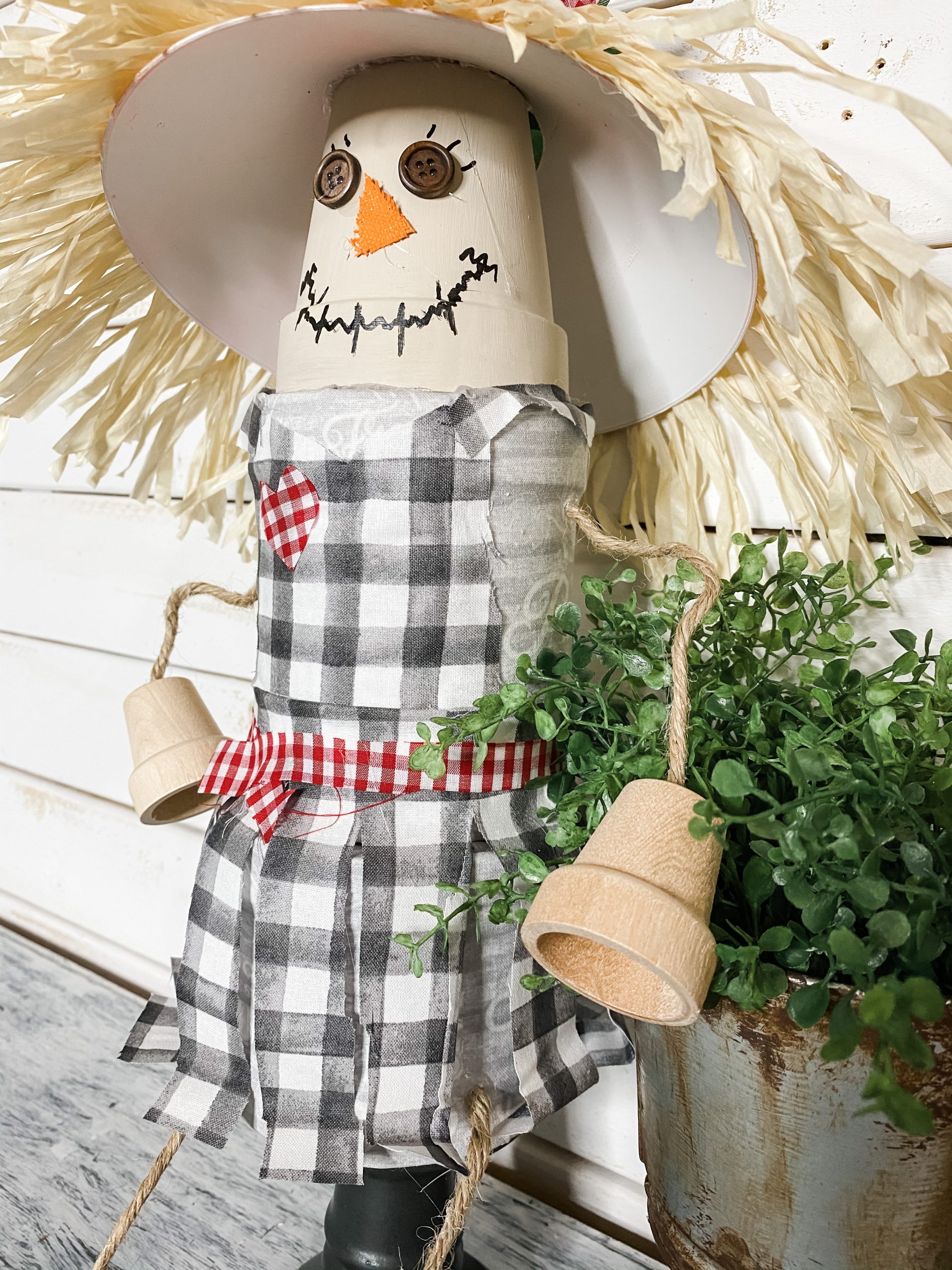 easy diy scarecrow shelf sitter