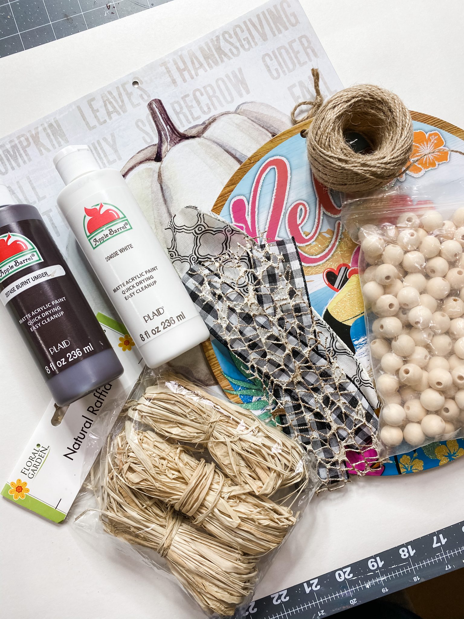 How to make an Easy Dollar Tree Fall Pumpkin DIY