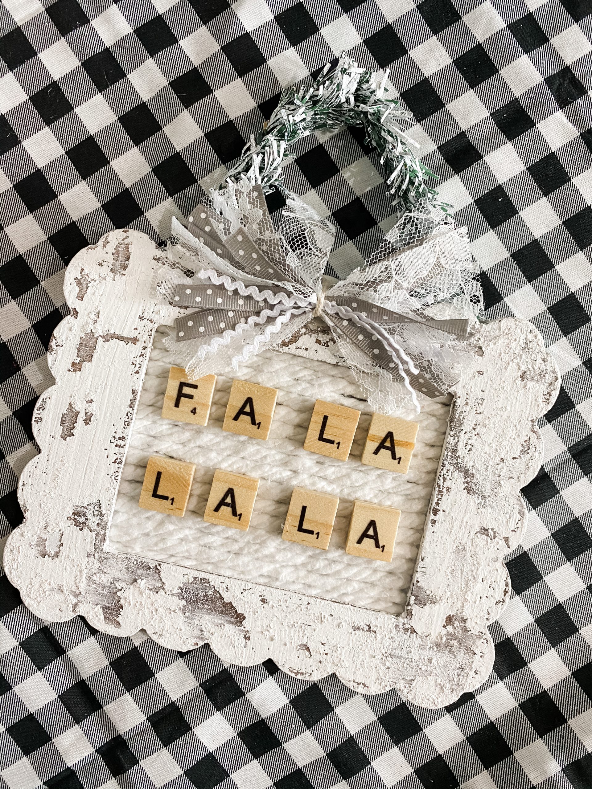 Dollar Tree Shabby Farmhouse Christmas Sign DIY