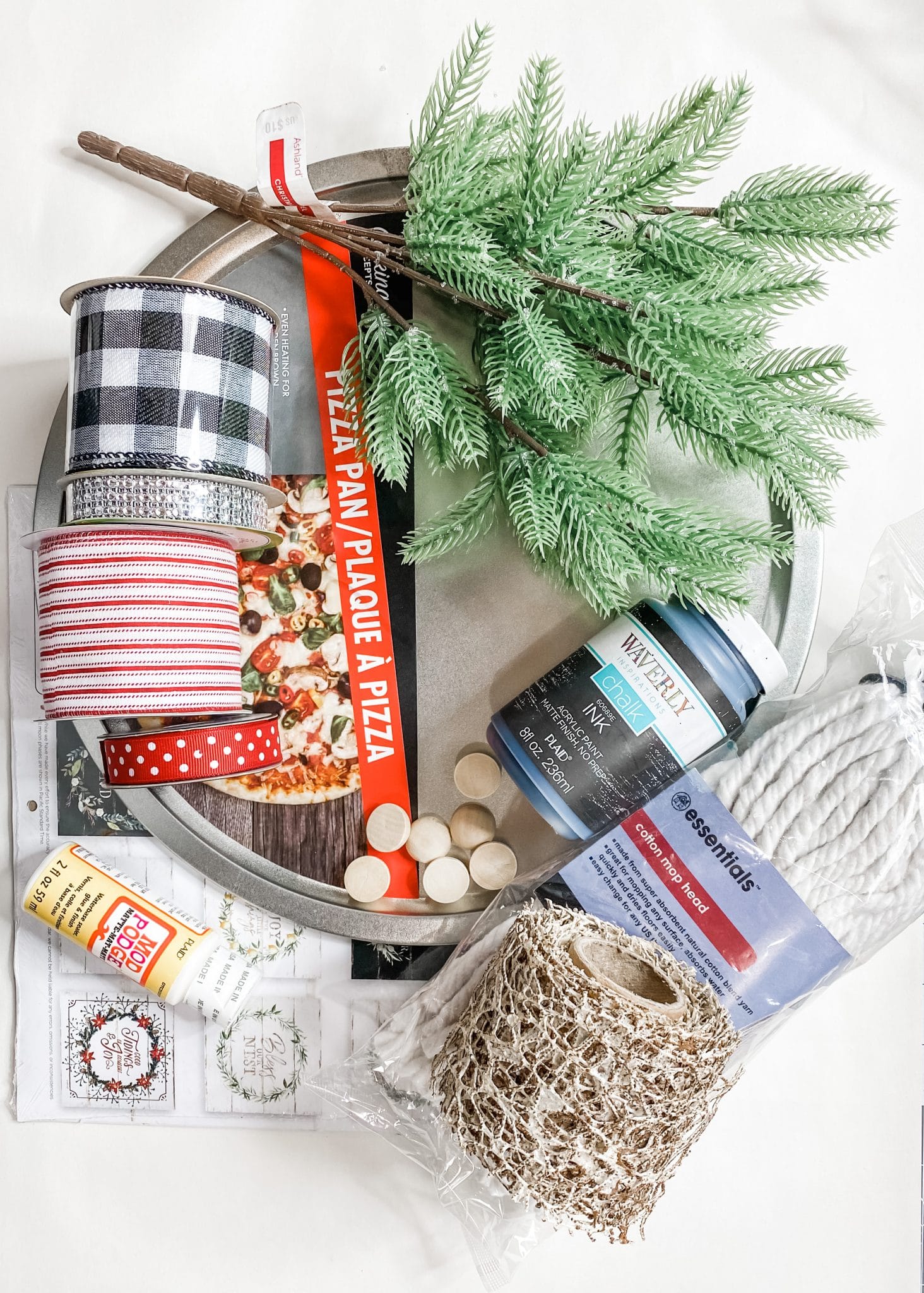 How to make Pizza Pan Christmas Decor Dollar Tree DIY