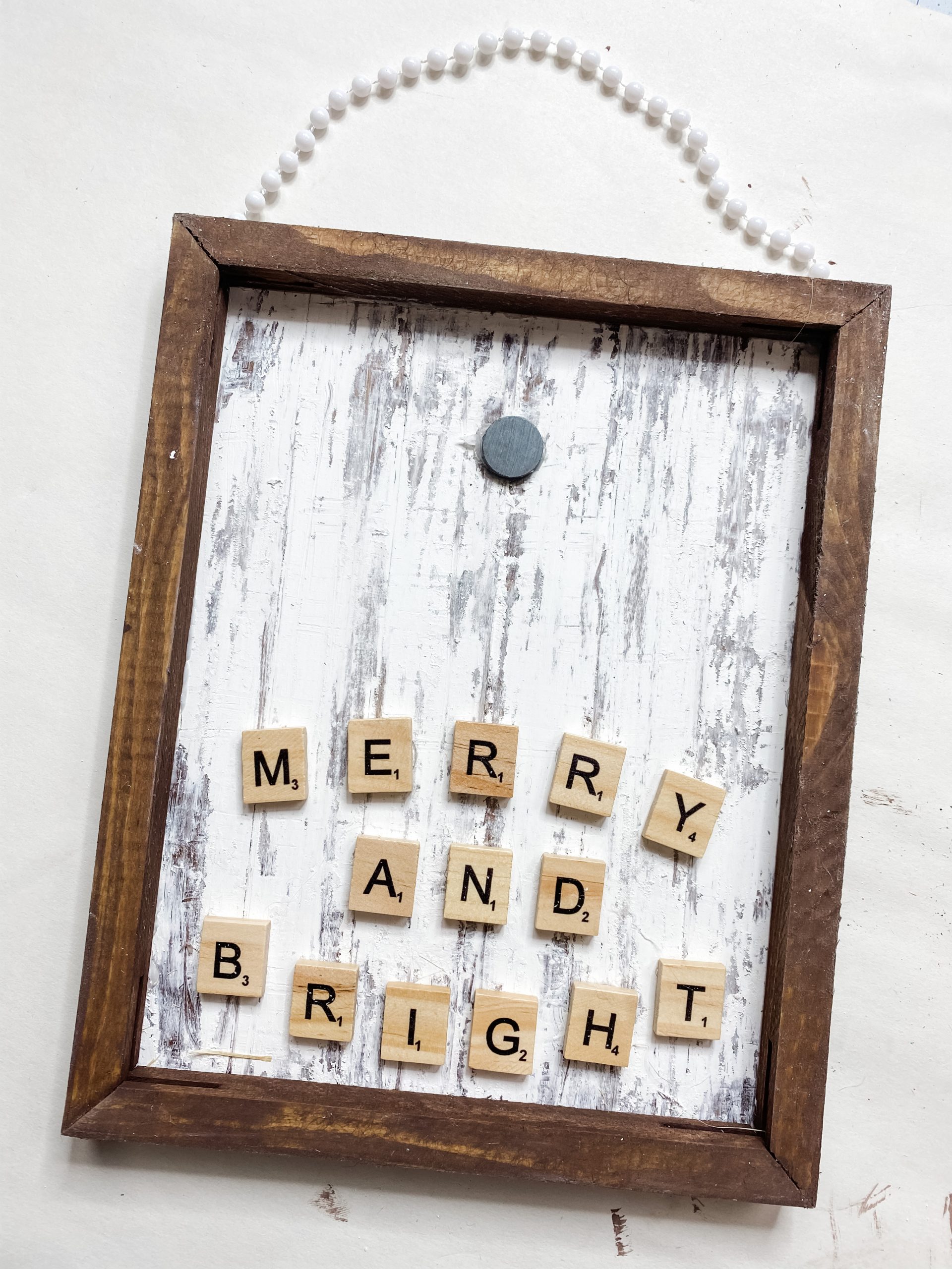 Farmhouse Christmas Sign with Changeable Napkin Bow