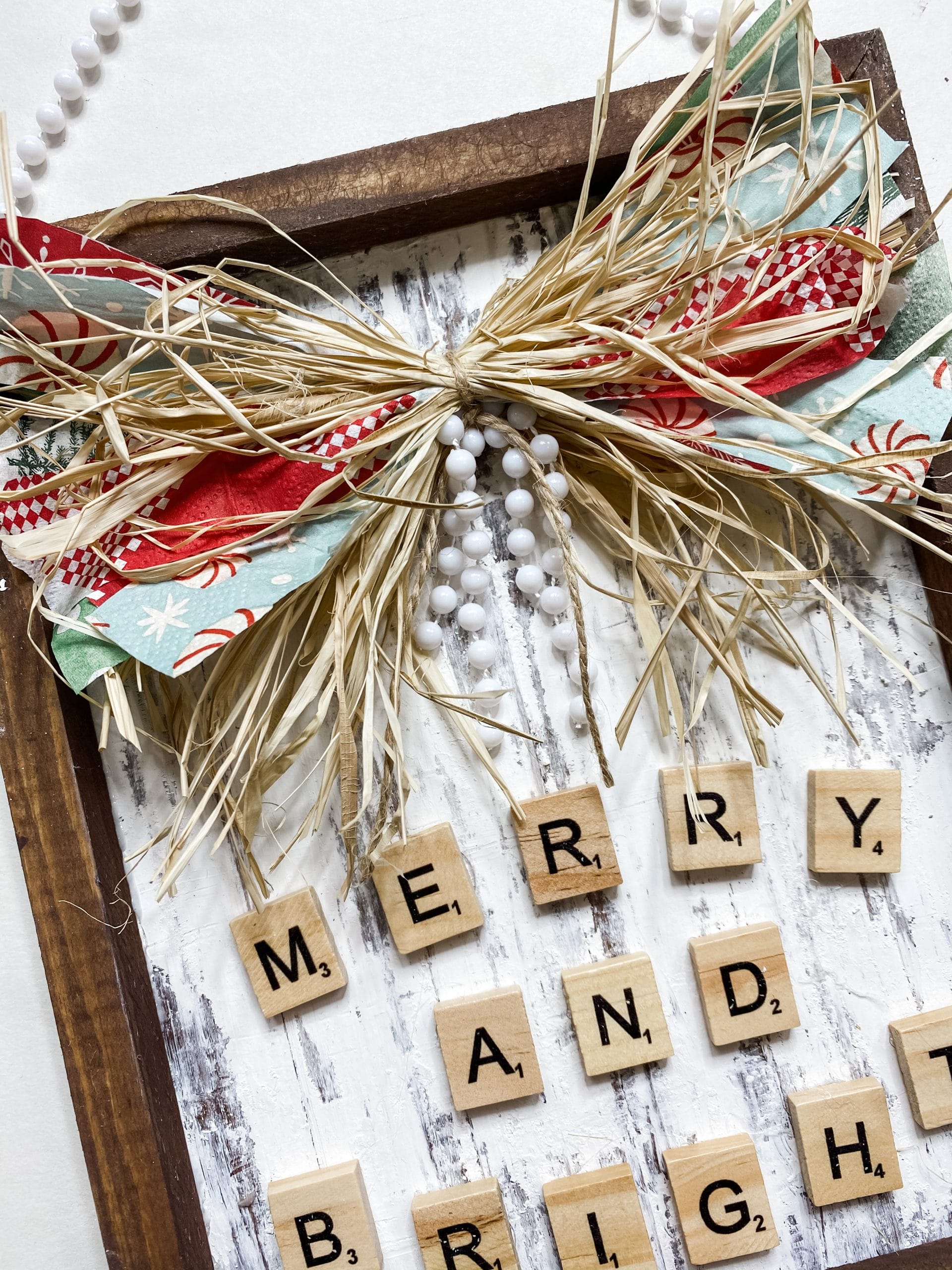 Farmhouse Christmas Sign with Changeable Napkin Bow