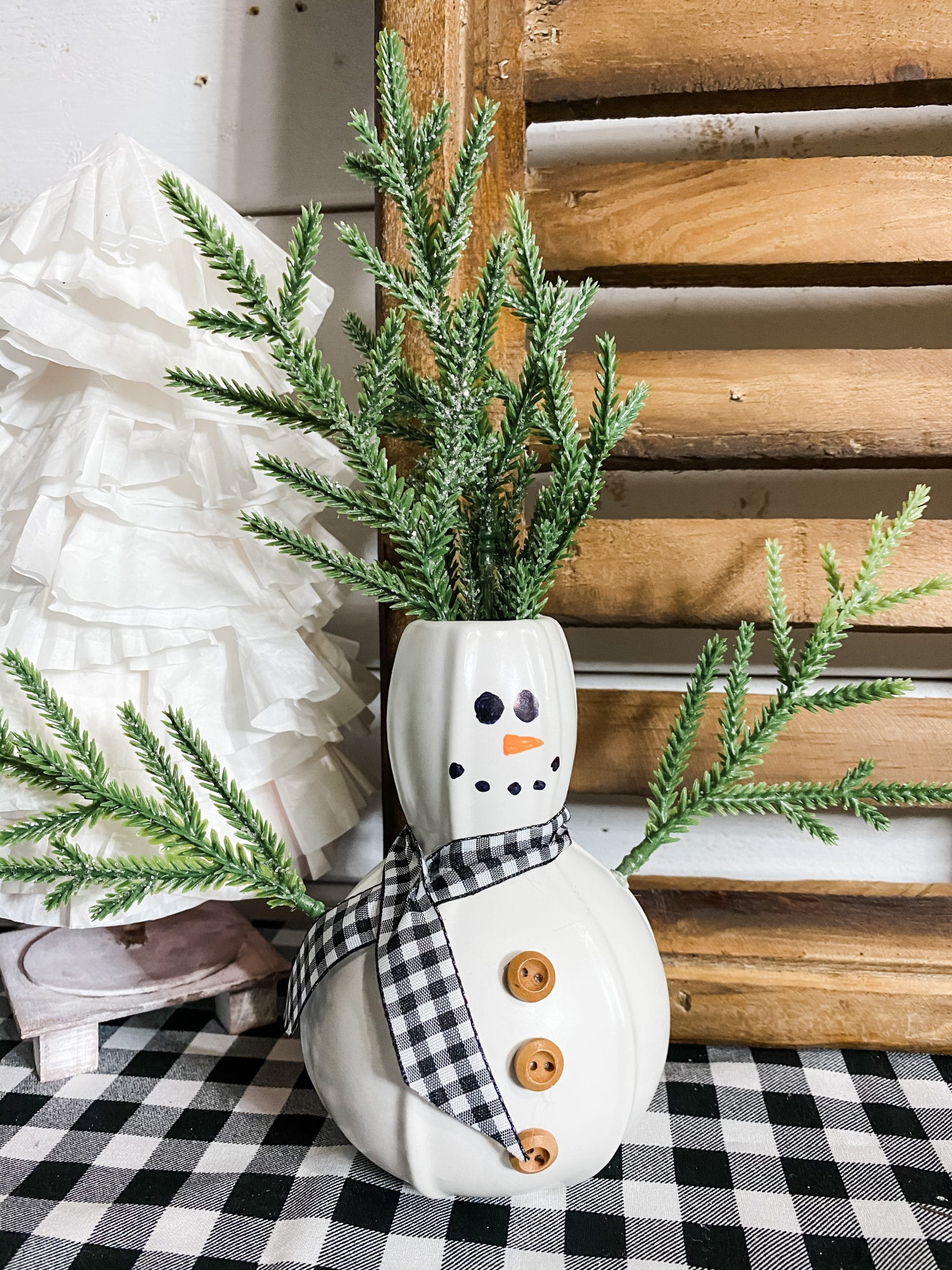 Dollar Tree Vase DIY Christmas Snowman