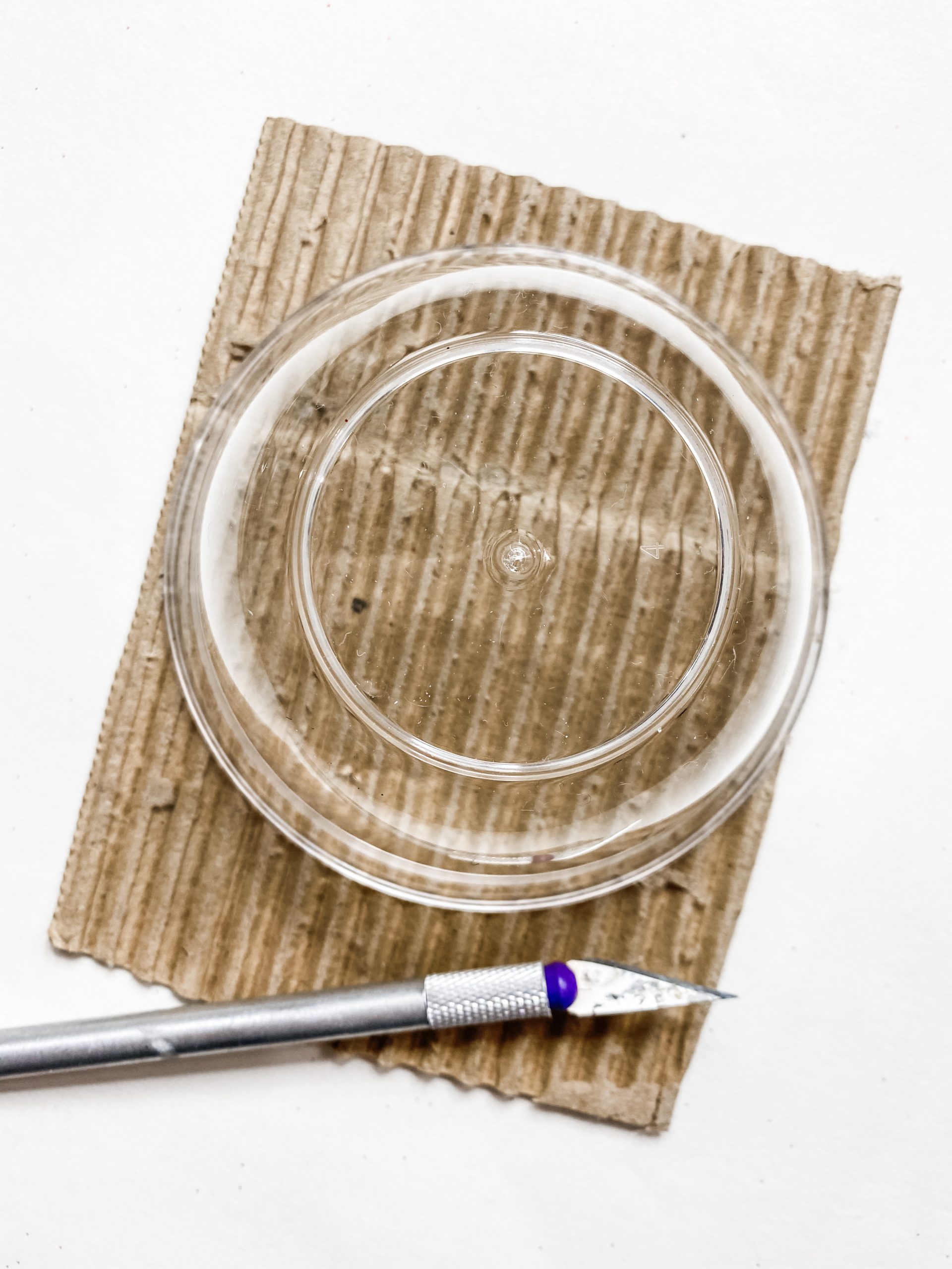 How to Make a Christmas Ornament DIY with Cardboard