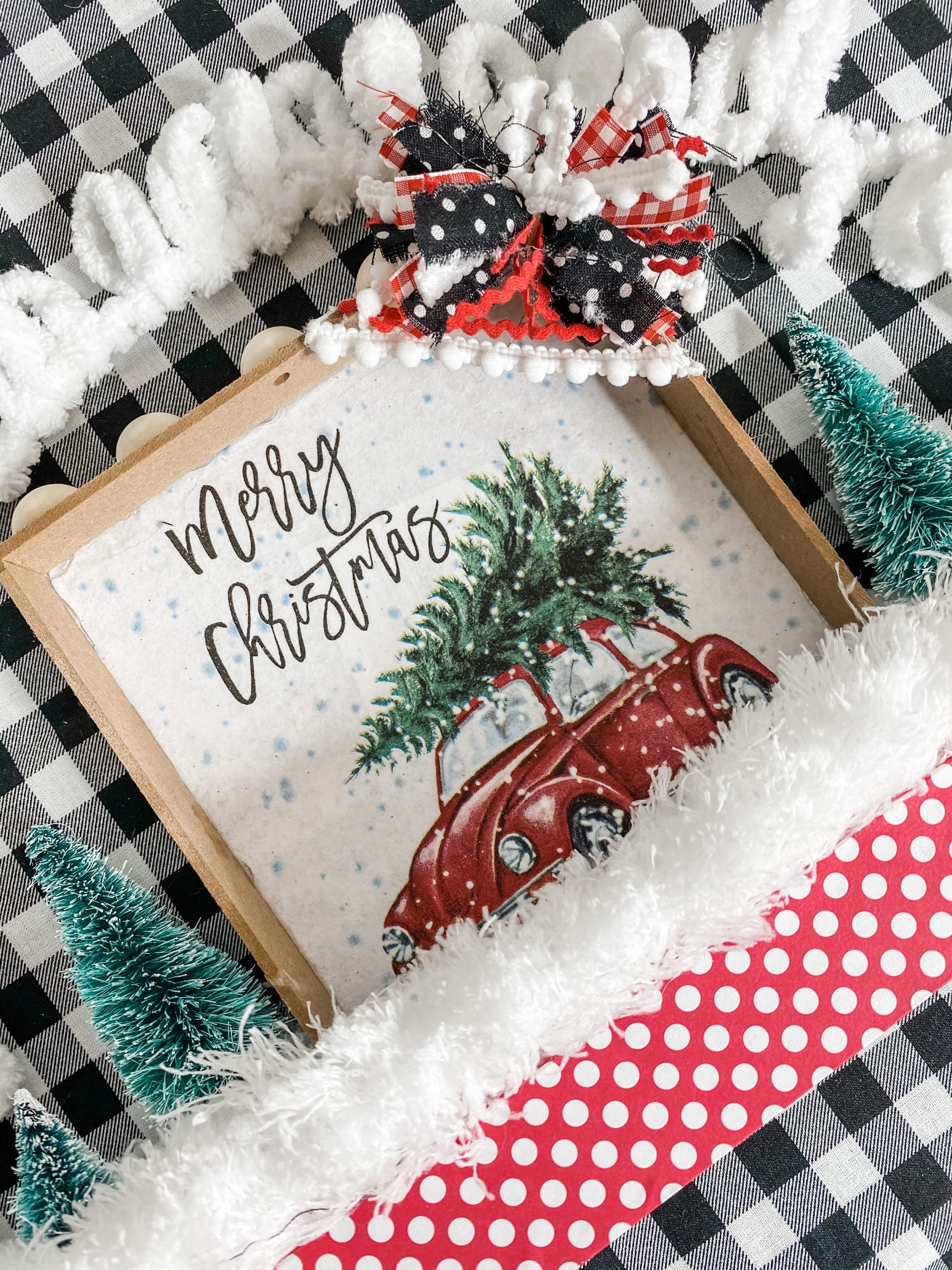 Merry Christmas Napkin DIY Shelf Sitter