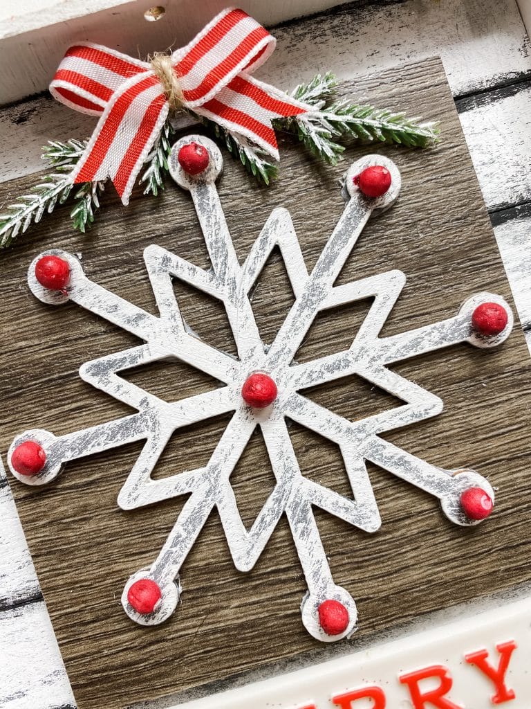 How to Make a DIY Dollar Tree Snowflake Christmas Decor