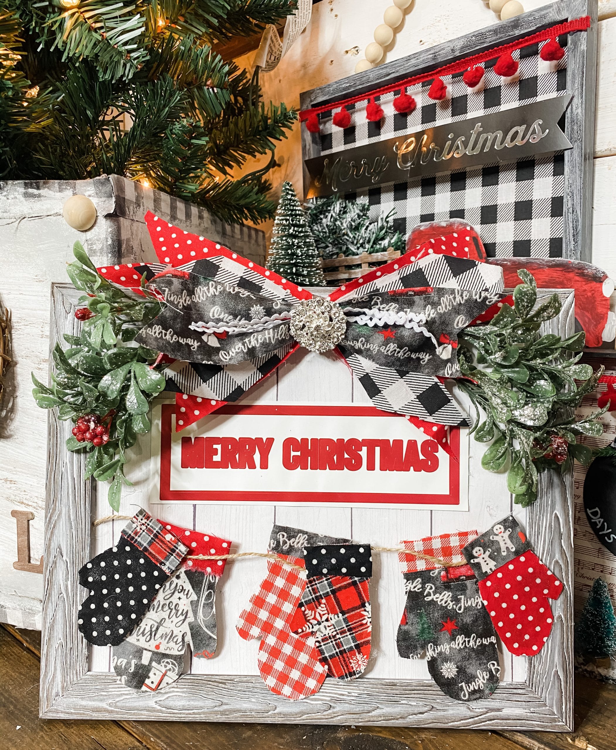 DIY Christmas Decor with FREE Mittens Printable