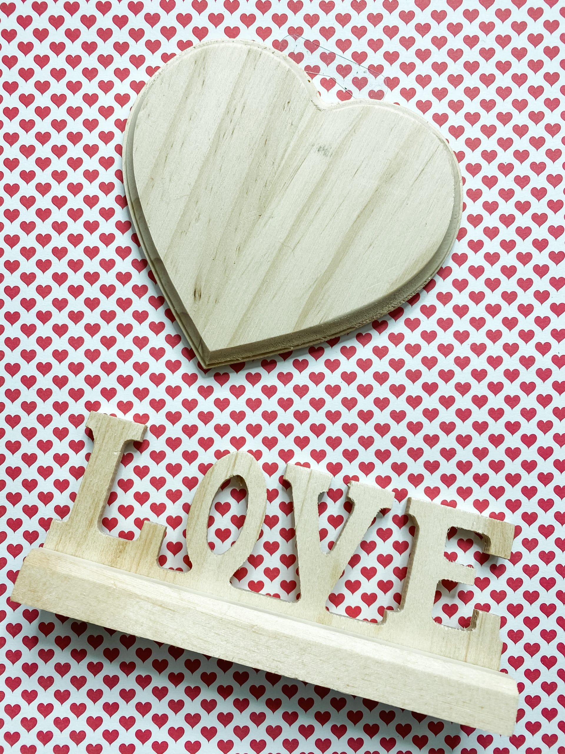 Valentine's Day DIY Love Sign