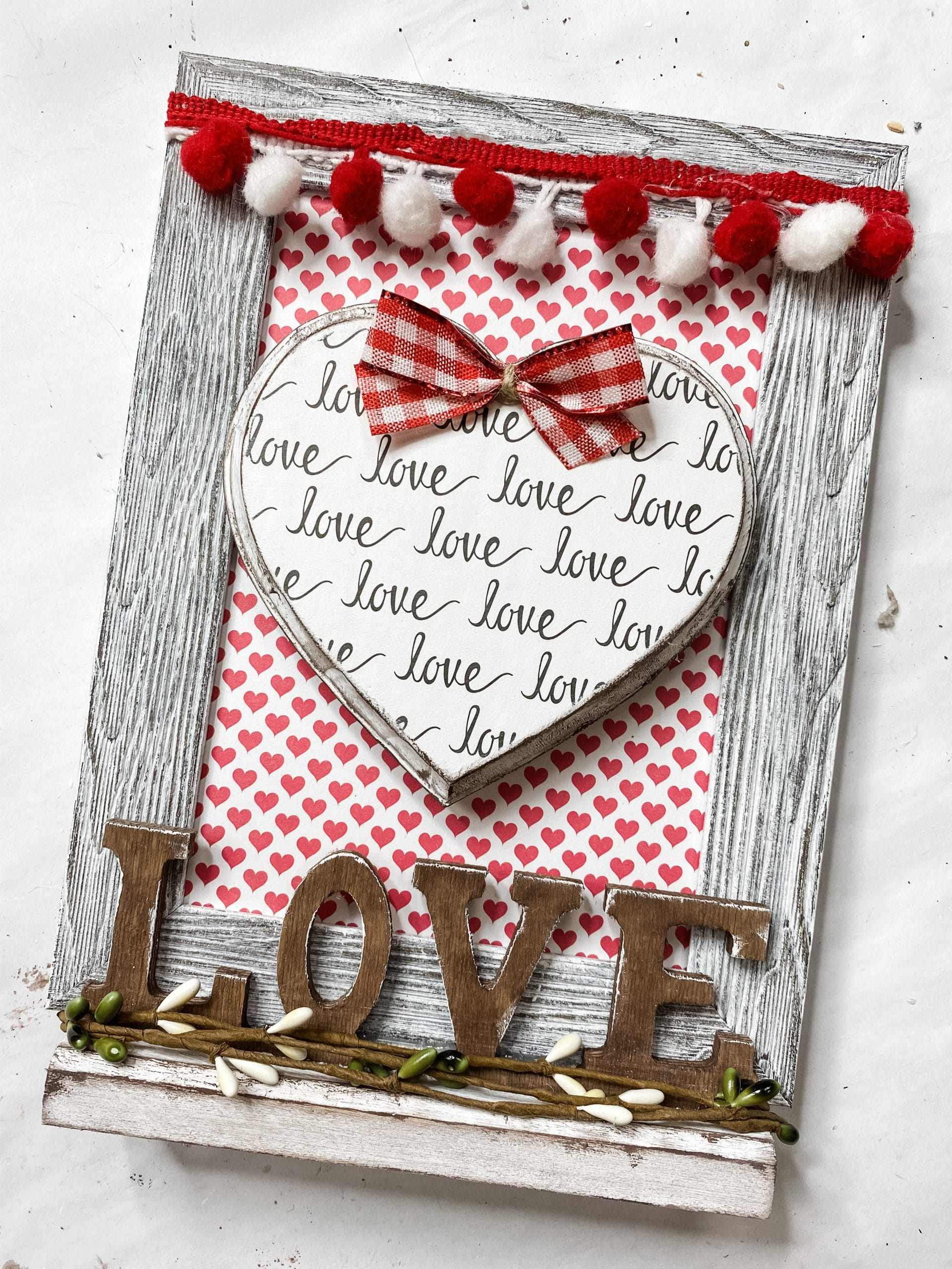 Valentine's Day Wooden Heart Shaped Wreath - Cottage On Bunker Hill