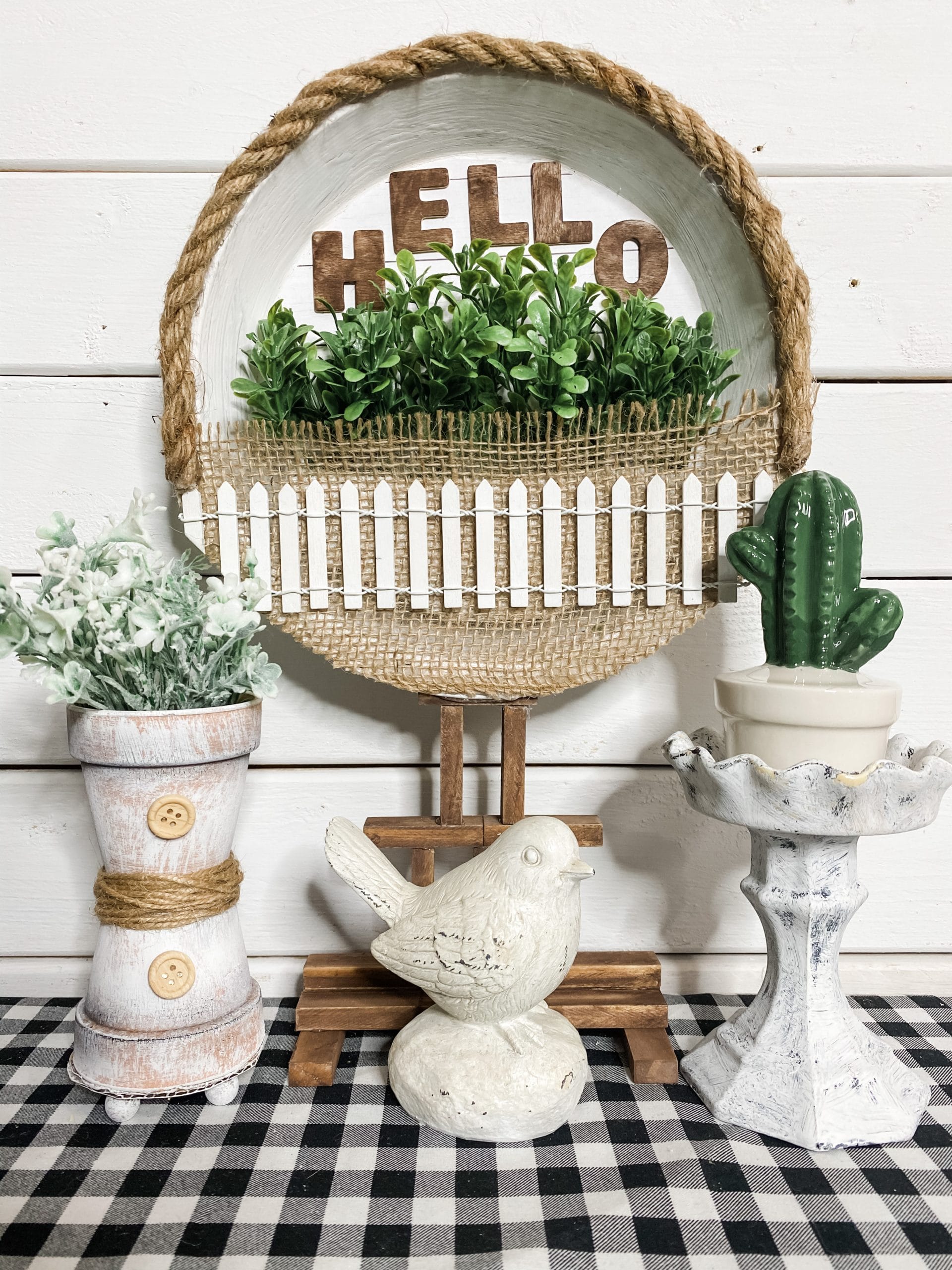 Dollar Tree Pie Pan DIY Spring Decor