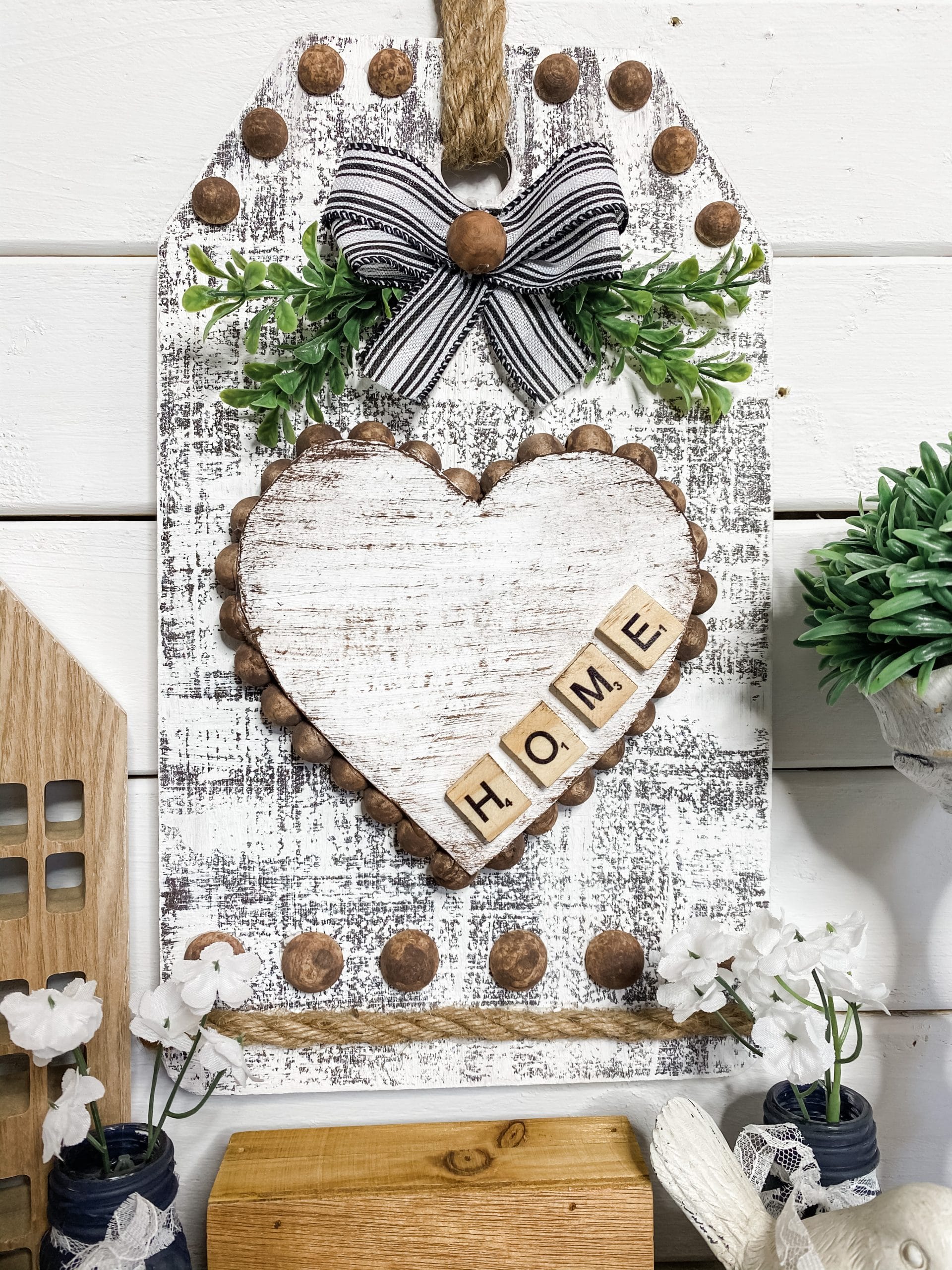 DIY Dollar Tree Distressed Farmhouse Decor