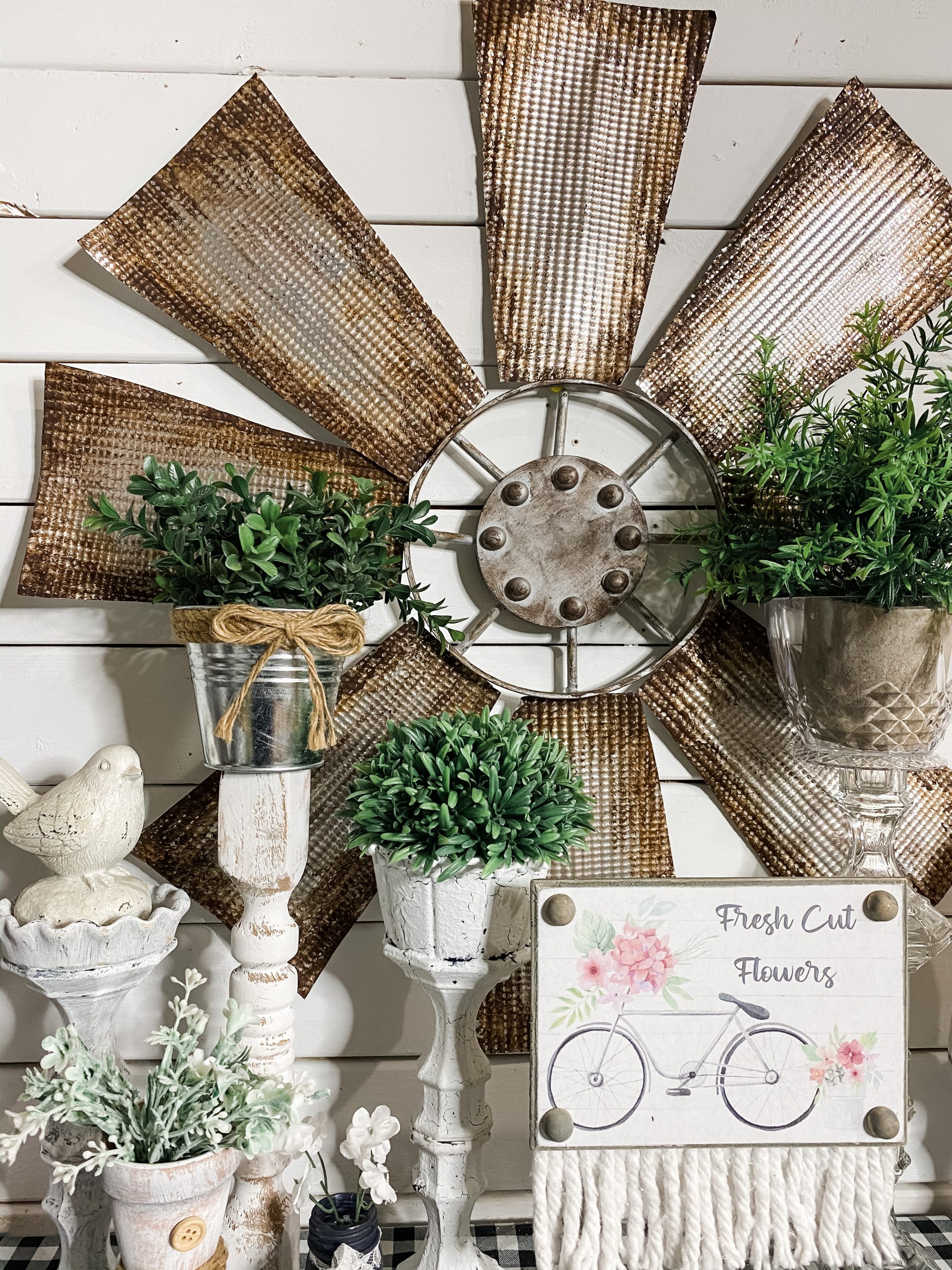 Farmhouse Decor DIY Using Dollar Tree Cookie Tin