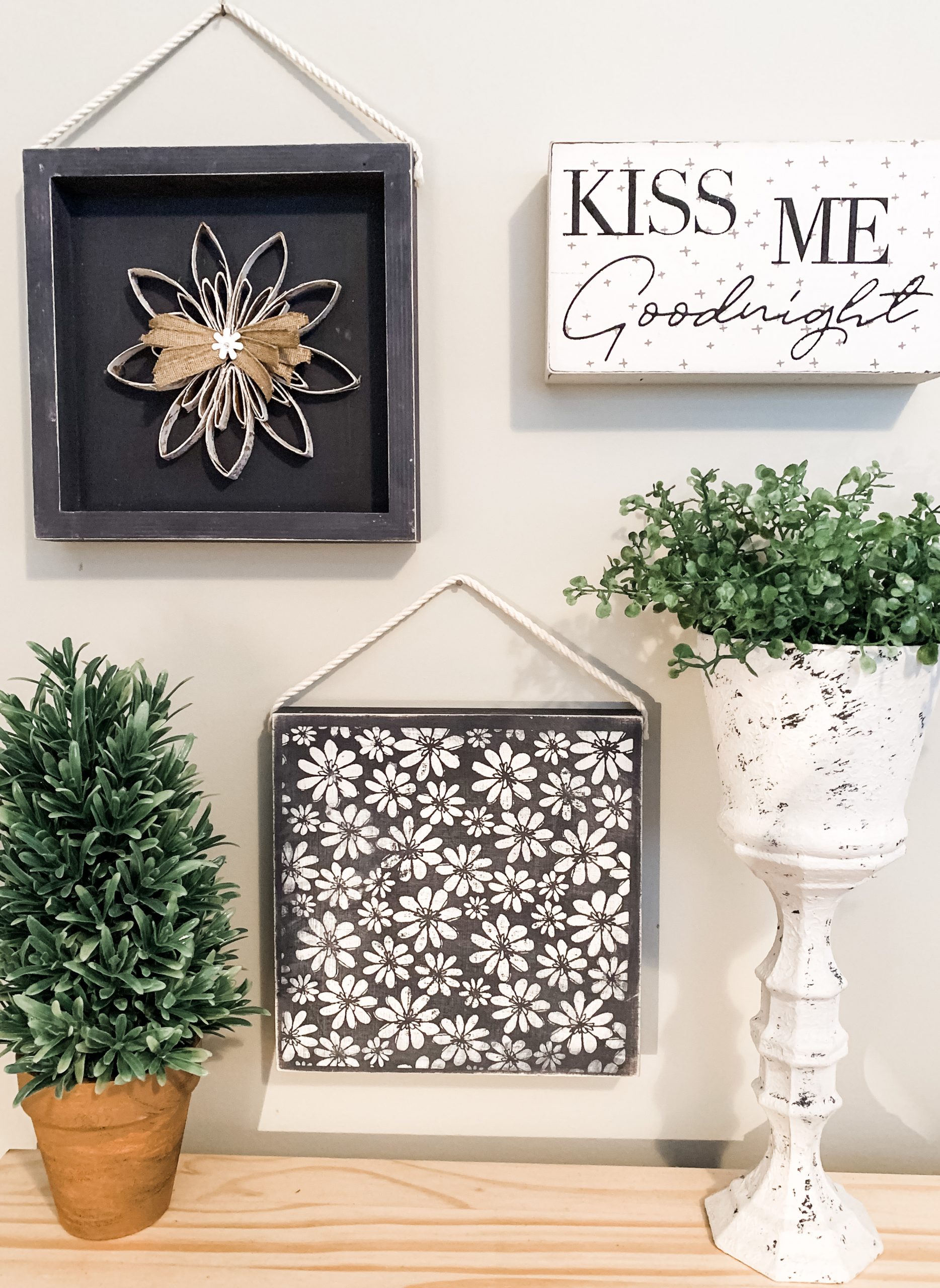 24 Farmhouse Decor DIY Ideas