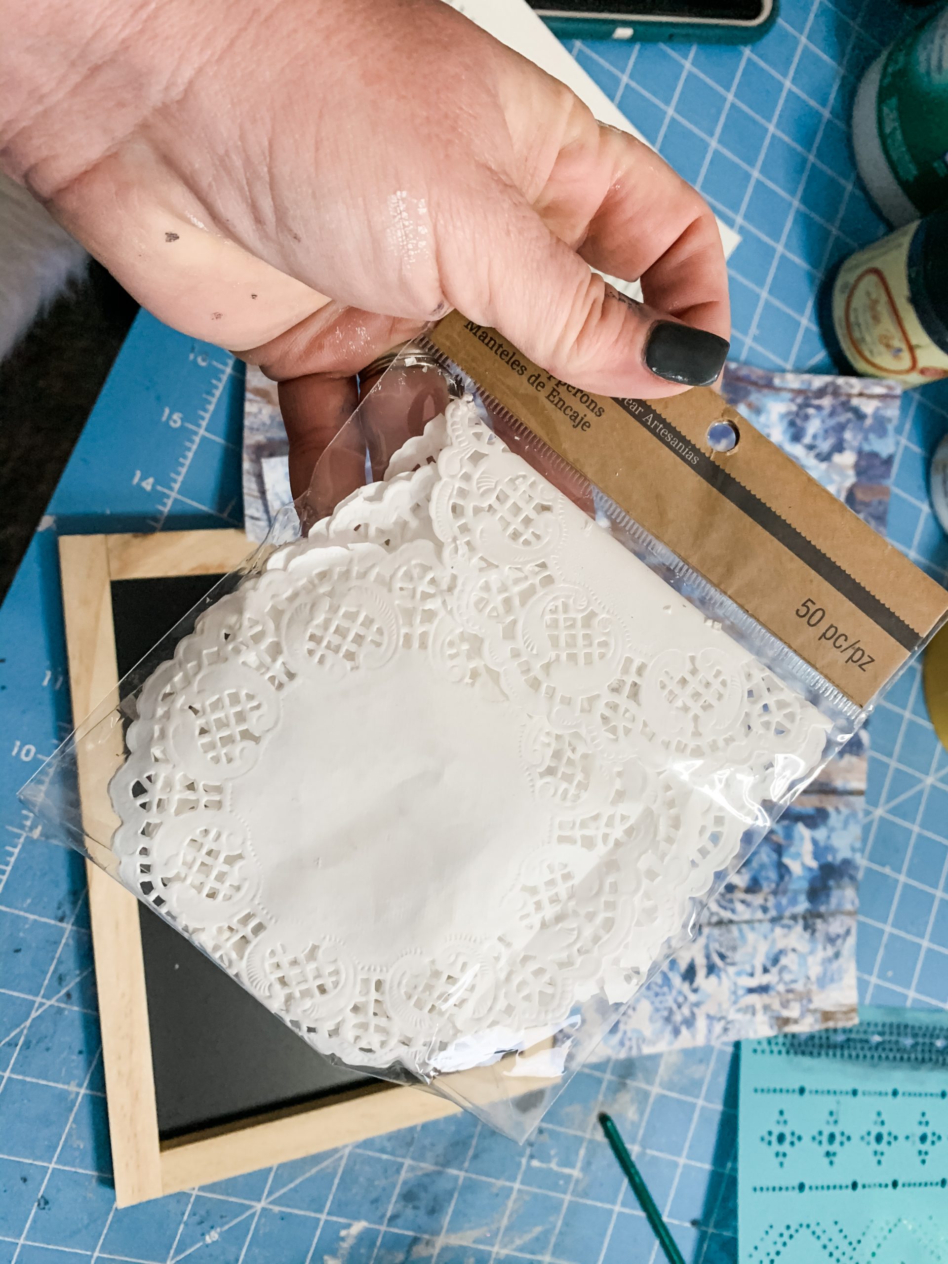 DIY Boho Doily Family Sign