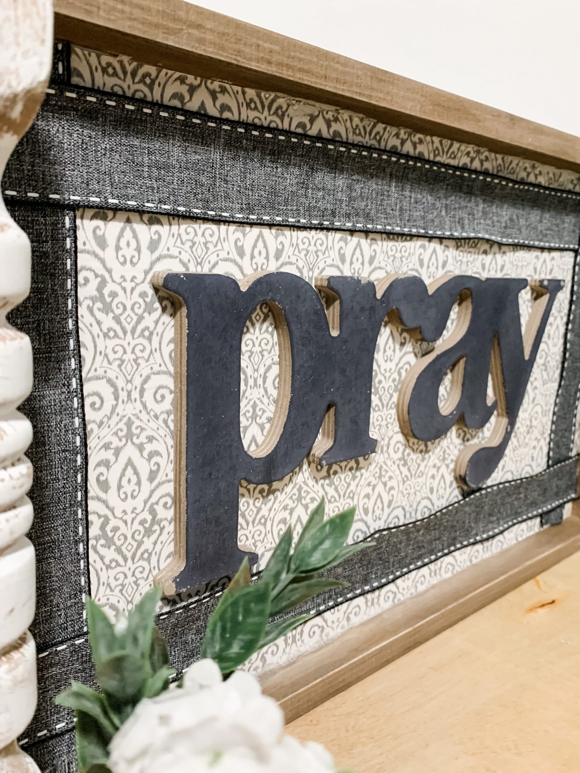 DIY Farmhouse Sign Makeover