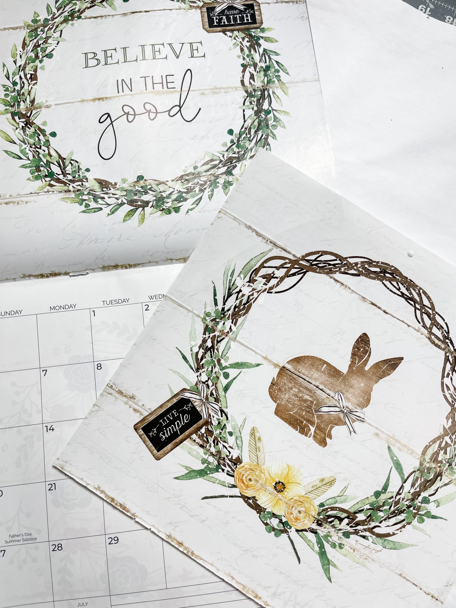 DIY Dollar Tree Shabby Chic Easter Decor - Easy Easter Decor