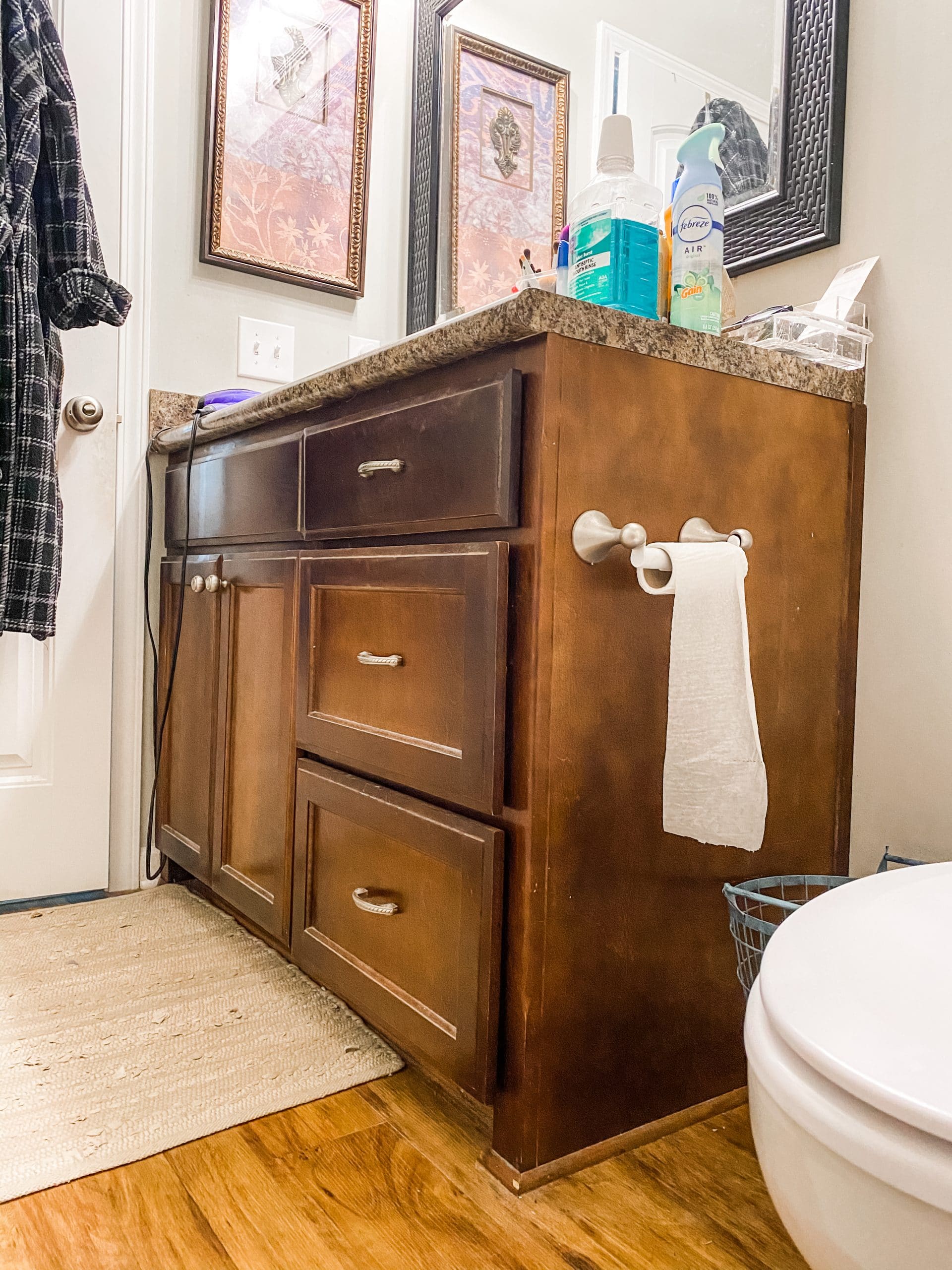 paint your bathroom cabinets in one weekend