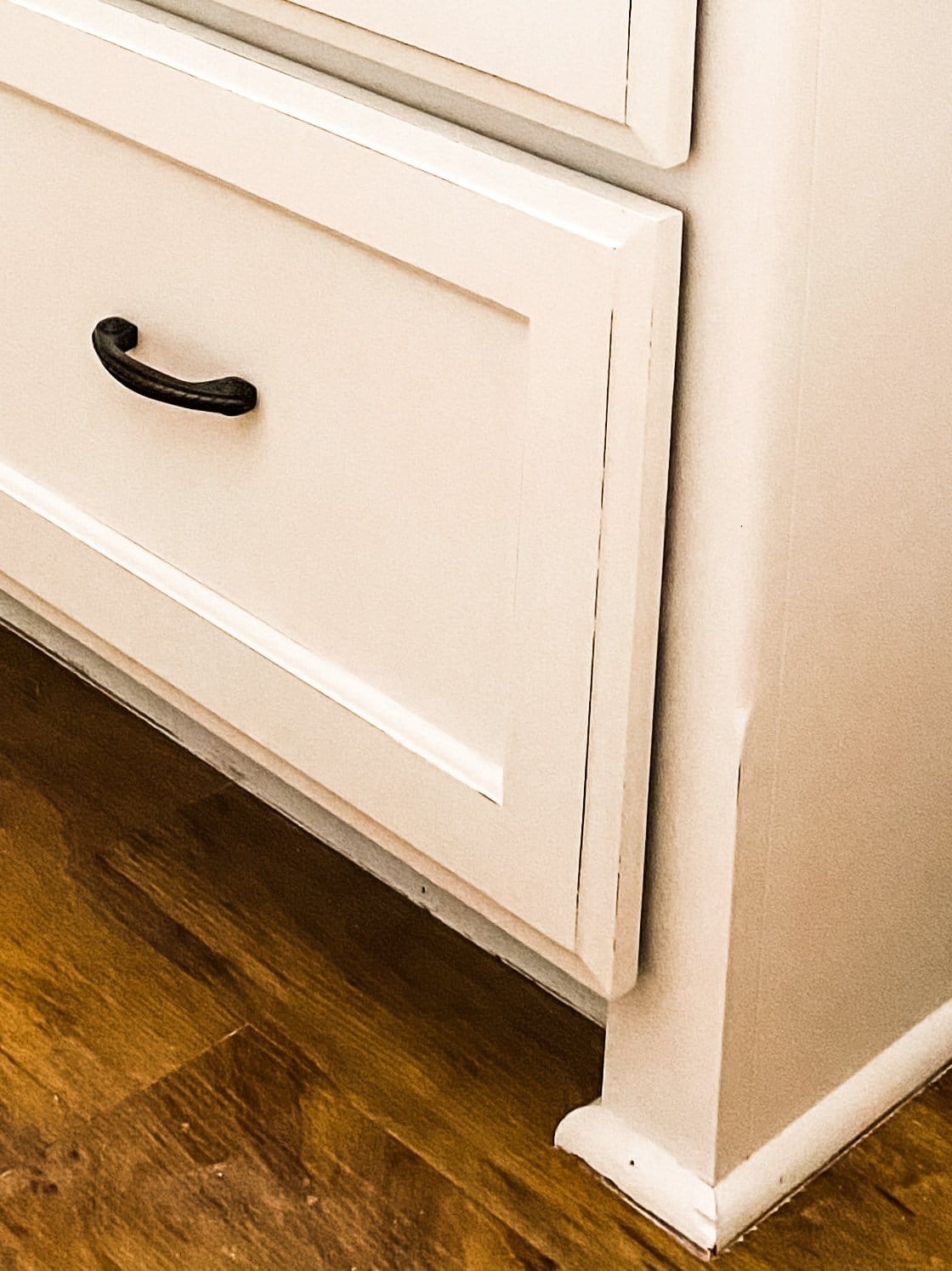 paint your bathroom cabinets in one weekend