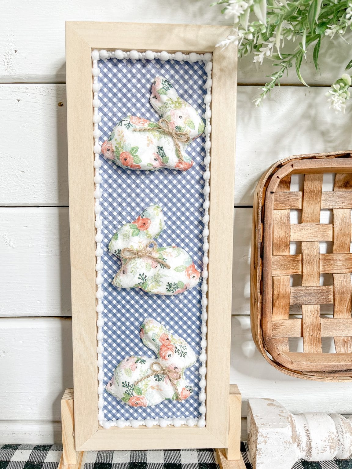 Dollar Tree DIY Shabby Chic Easter Sign - Easy Easter Decor DIY Tutorial