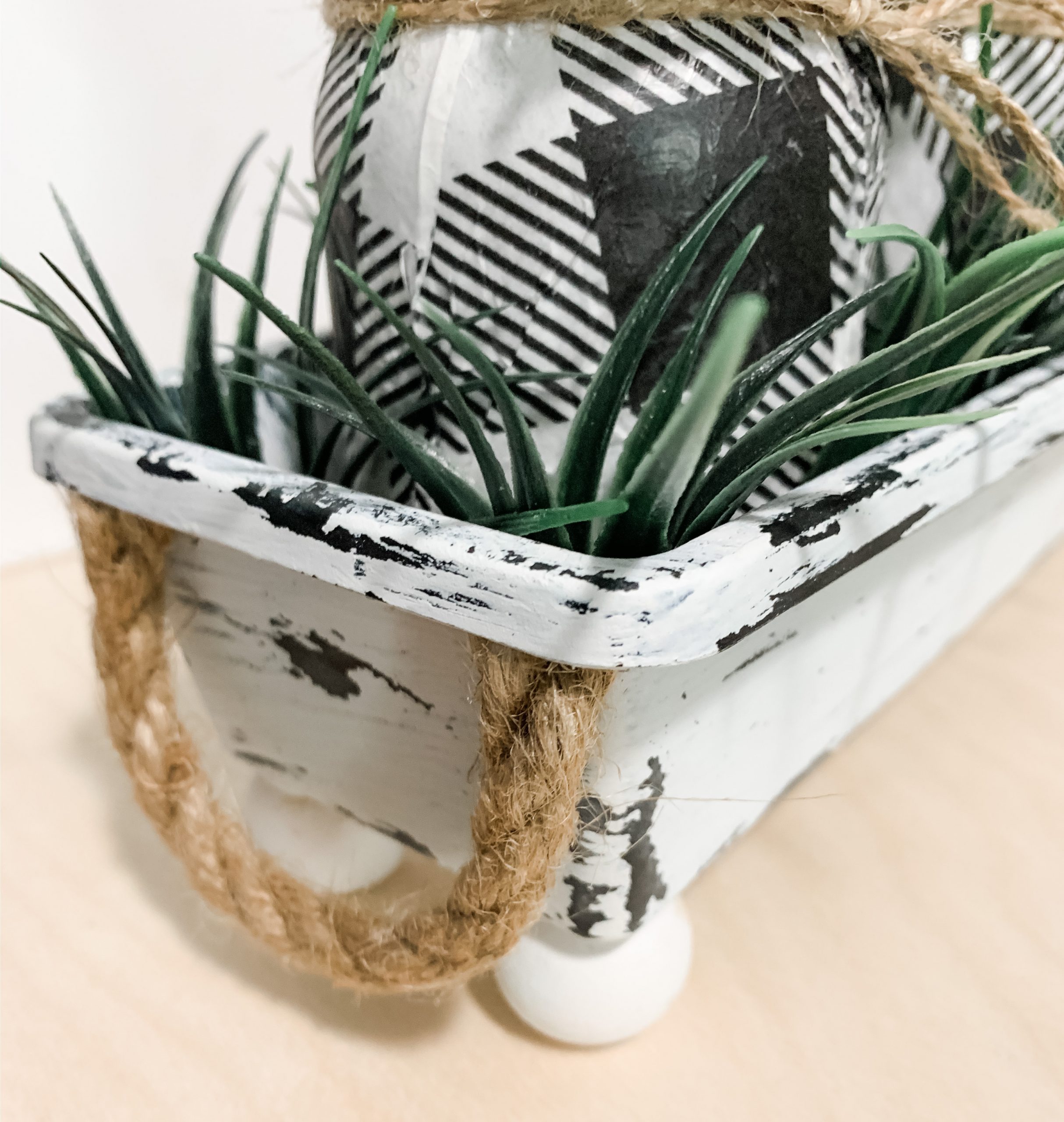 DIY Buffalo Check Farmhouse Planter