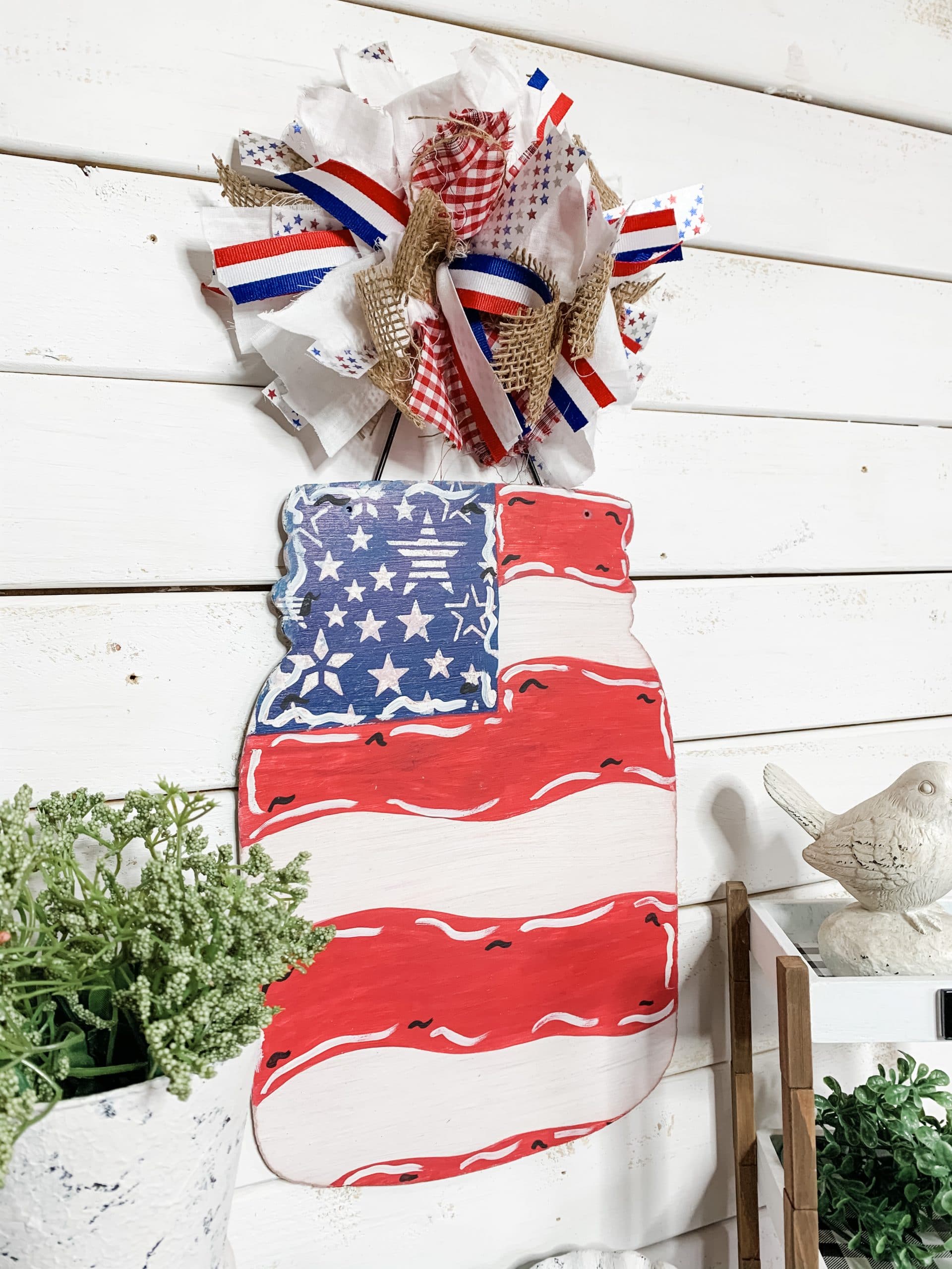 DIY Patriotic Dollar Tree Mason Jar