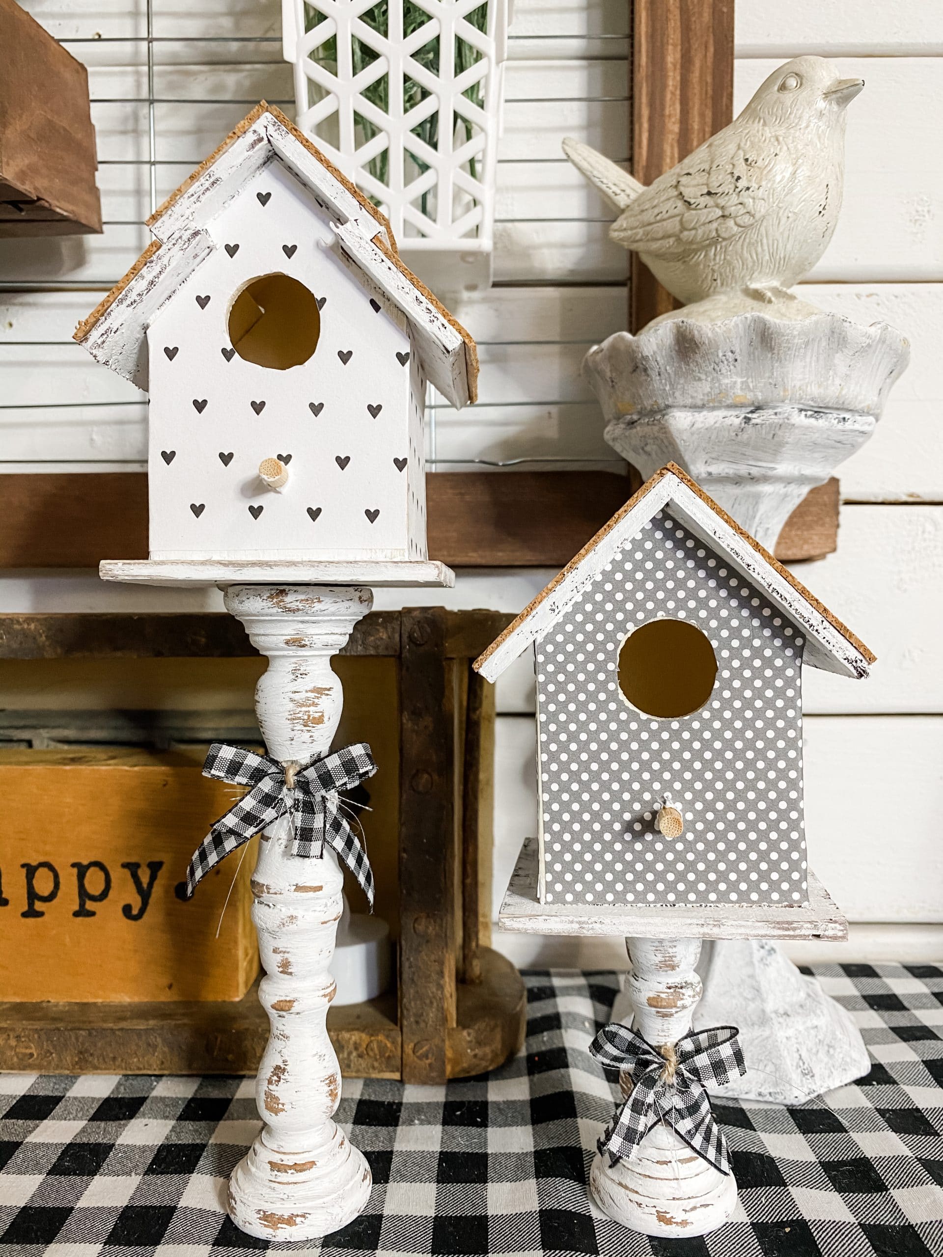 DIY Birdhouse Shelf Sitters