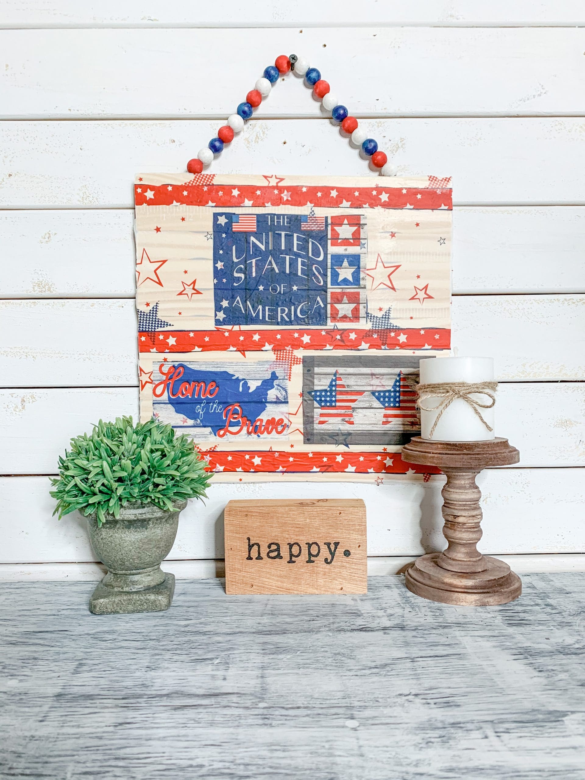 Repurposed Tablecloth DIY Patriotic Decor