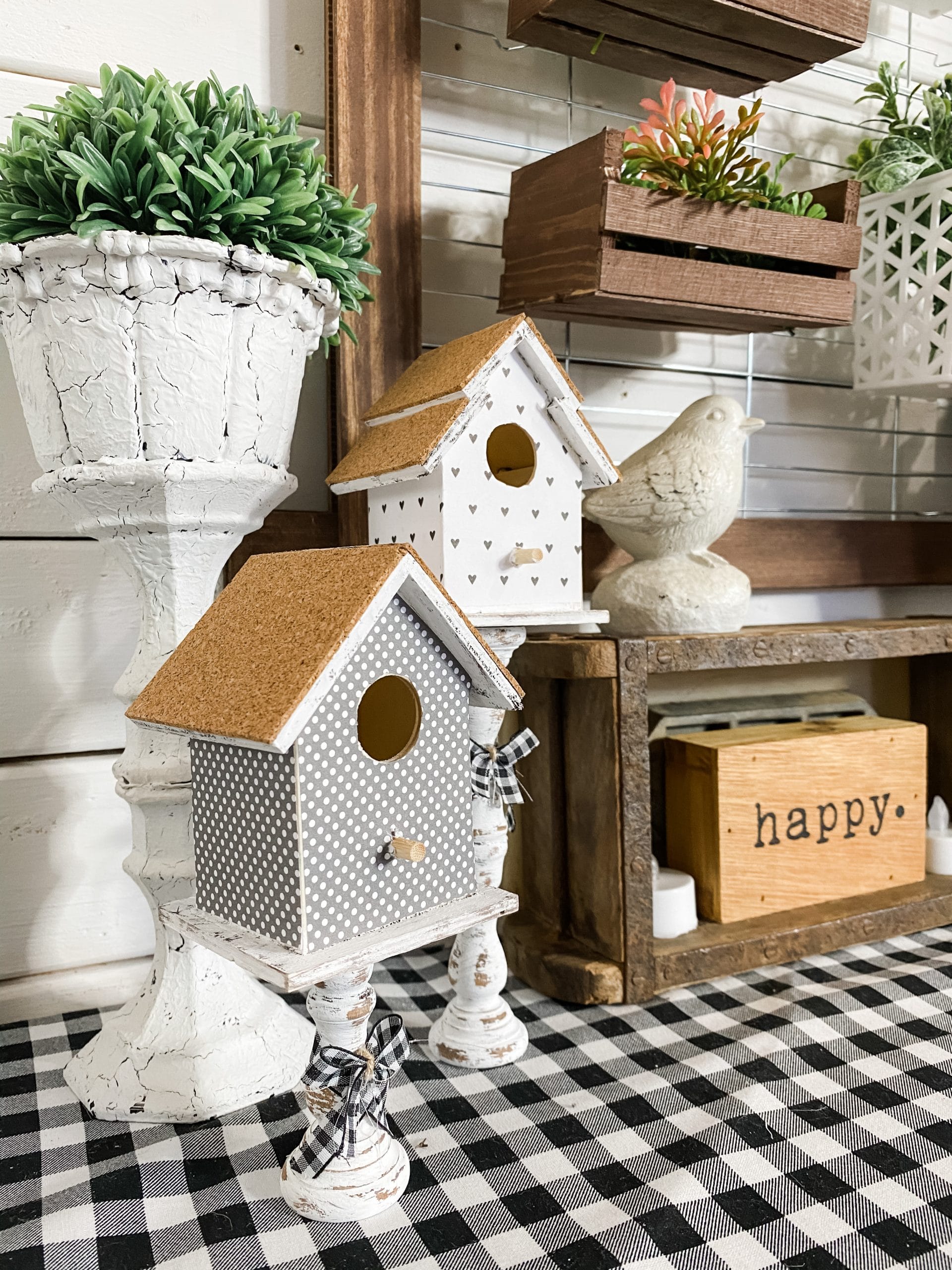 DIY Birdhouse Shelf Sitters