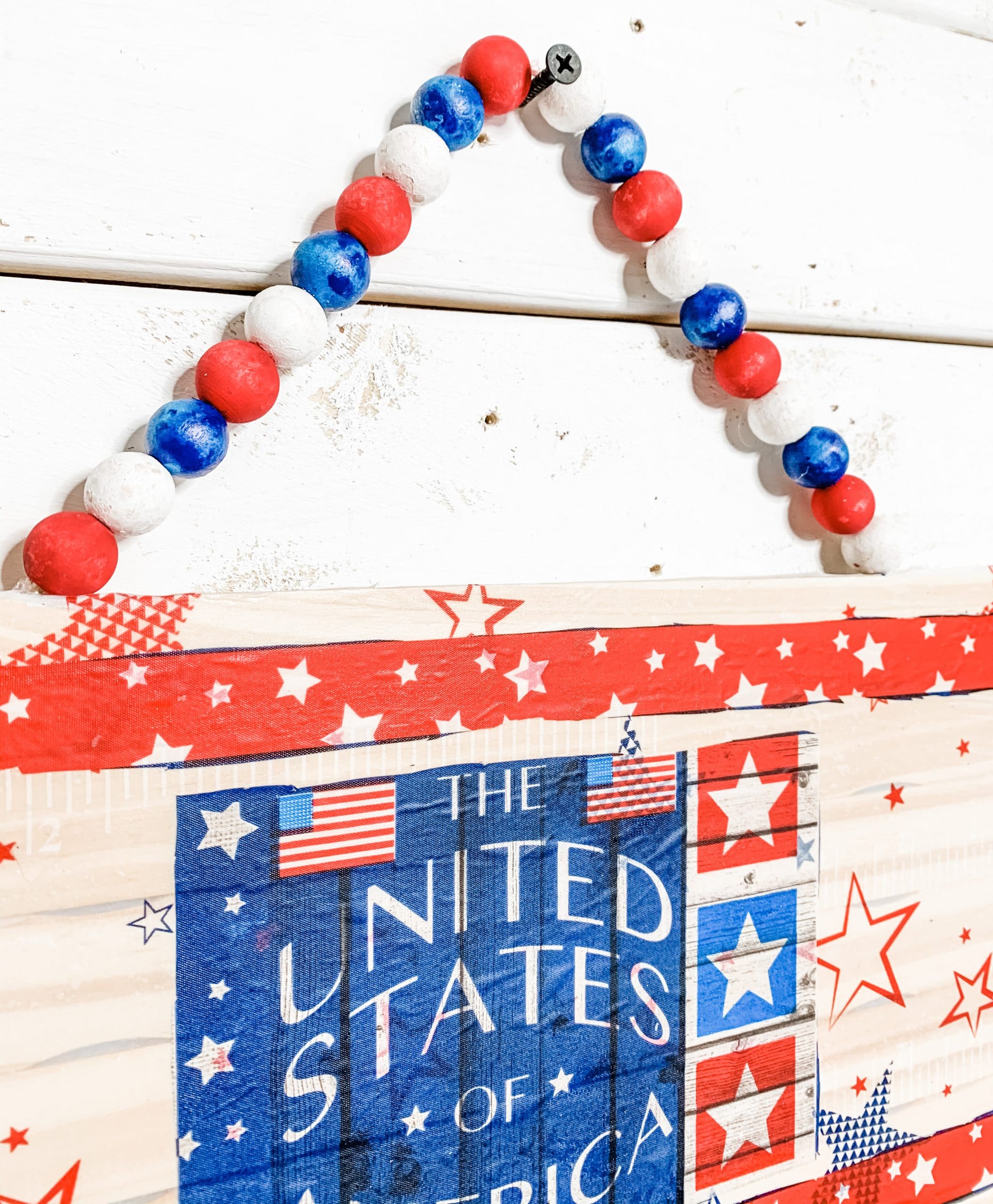 Repurposed Tablecloth DIY Patriotic Decor