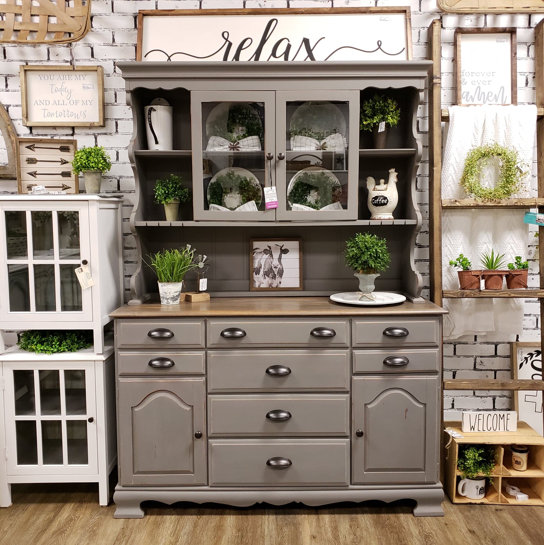 Chalk Painted Hutch and China Cabinet Ideas