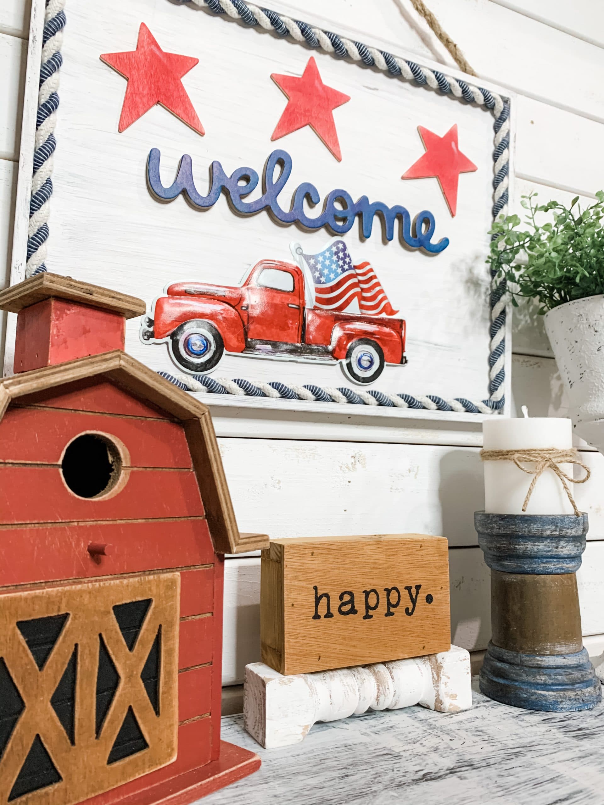 DIY Red Truck 4th of July Sign