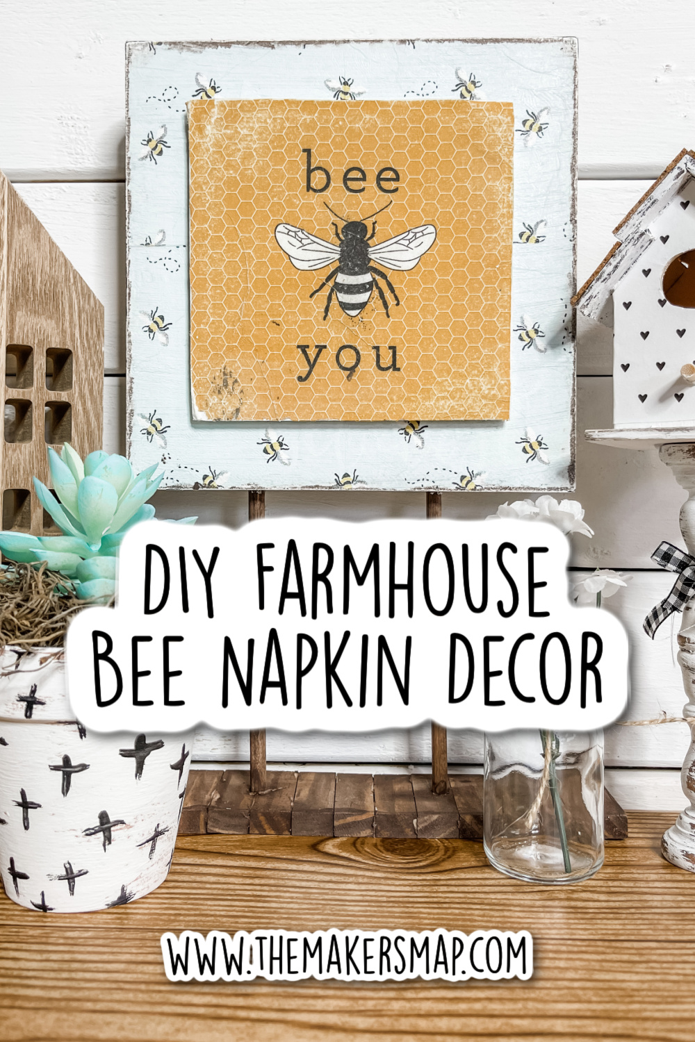 DIY Farmhouse Bee Sign