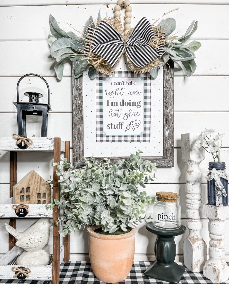 DIY Farmhouse Decor with Free Printable - Easy DIY Decor Tutorial