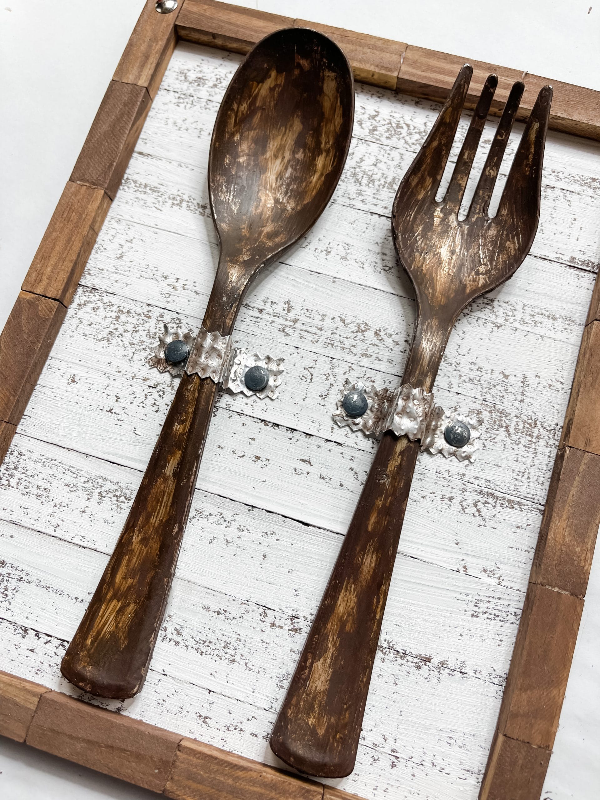 DIY Faux Rust Fork and Spoon Wall Decor