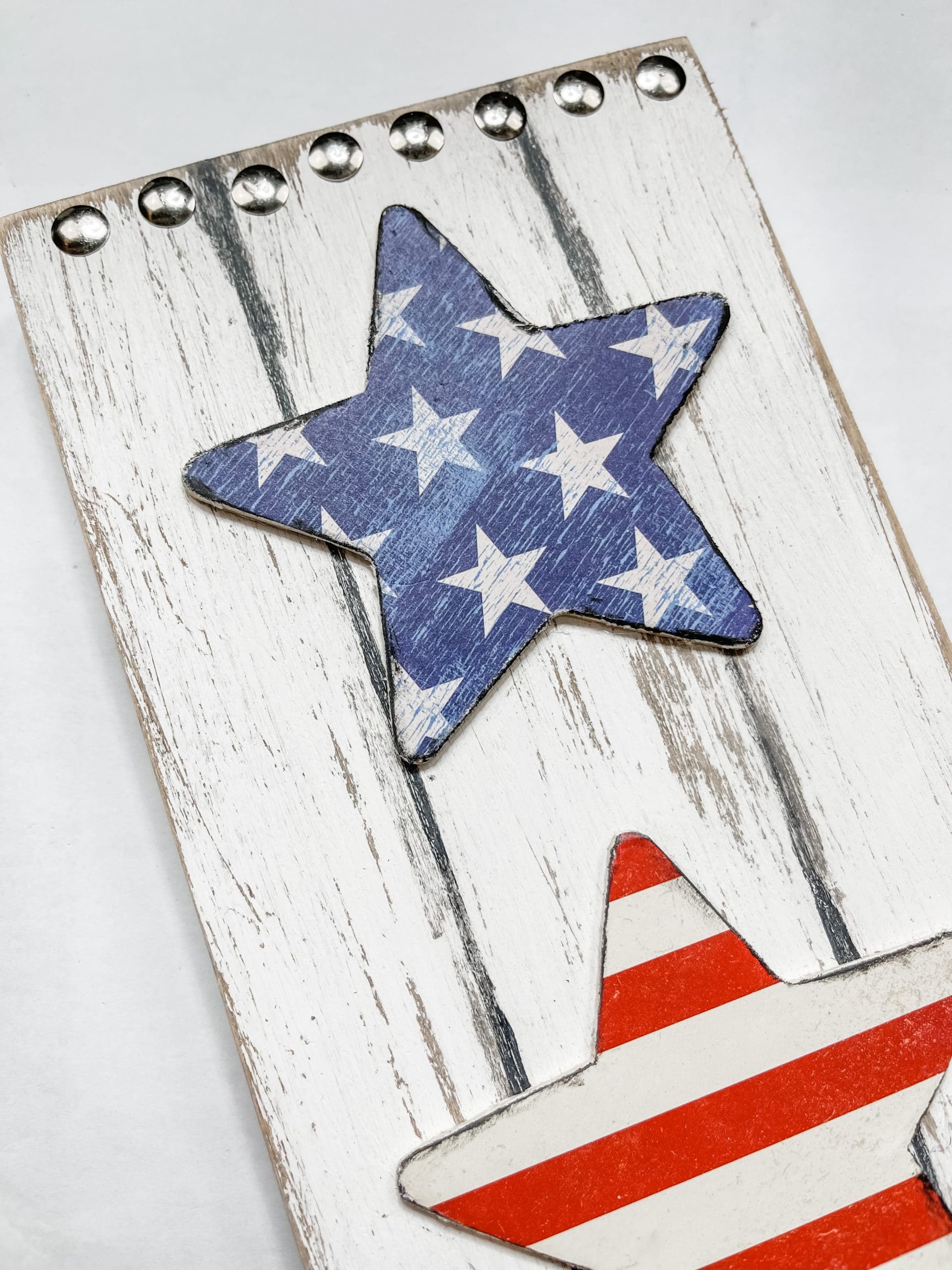 Faux Shiplap DIY Patriotic Decor