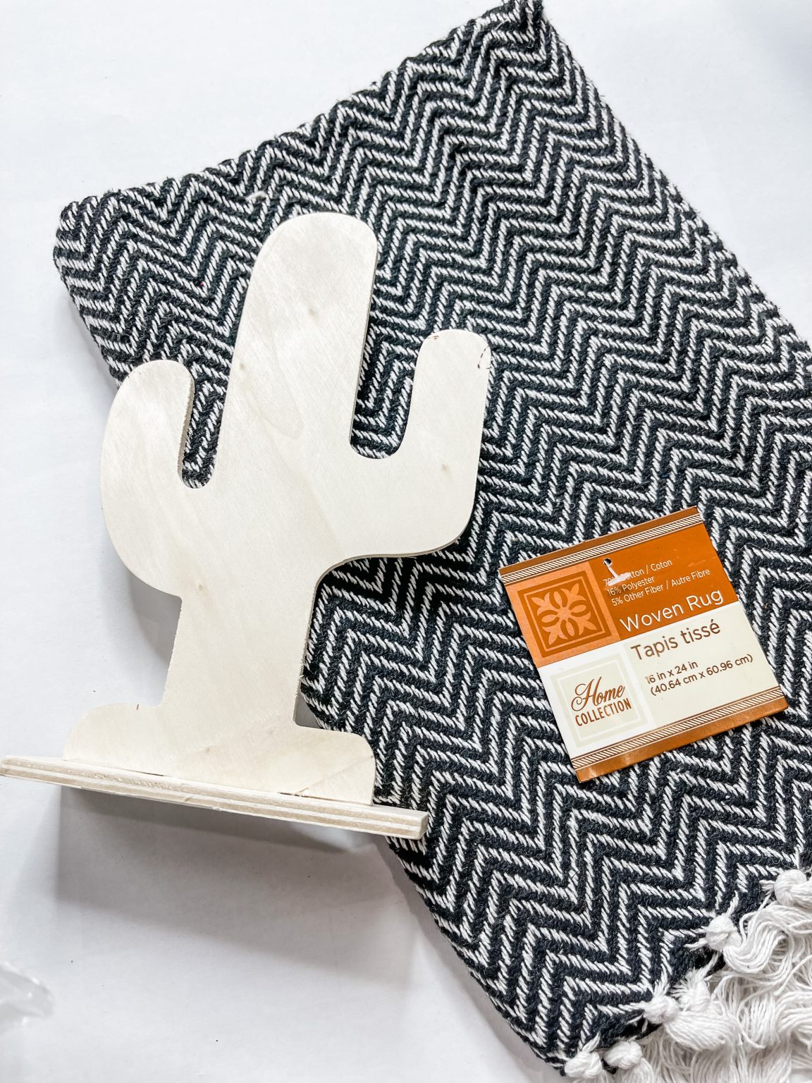 Repurposed Dollar Tree Rug DIY Pillow Easy DIY Decor Tutorial