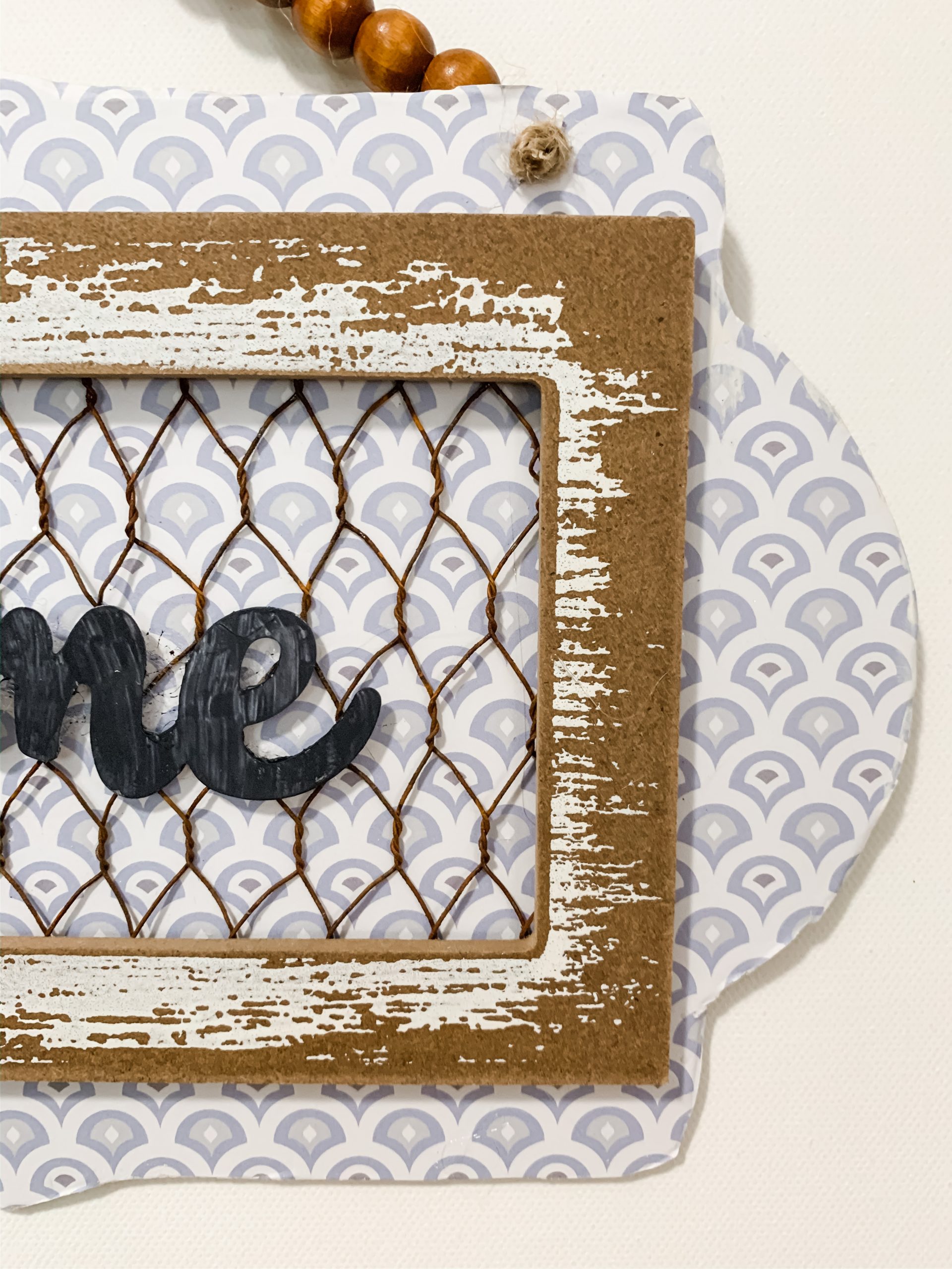 DIY Farmhouse Chicken Wire Home Sign