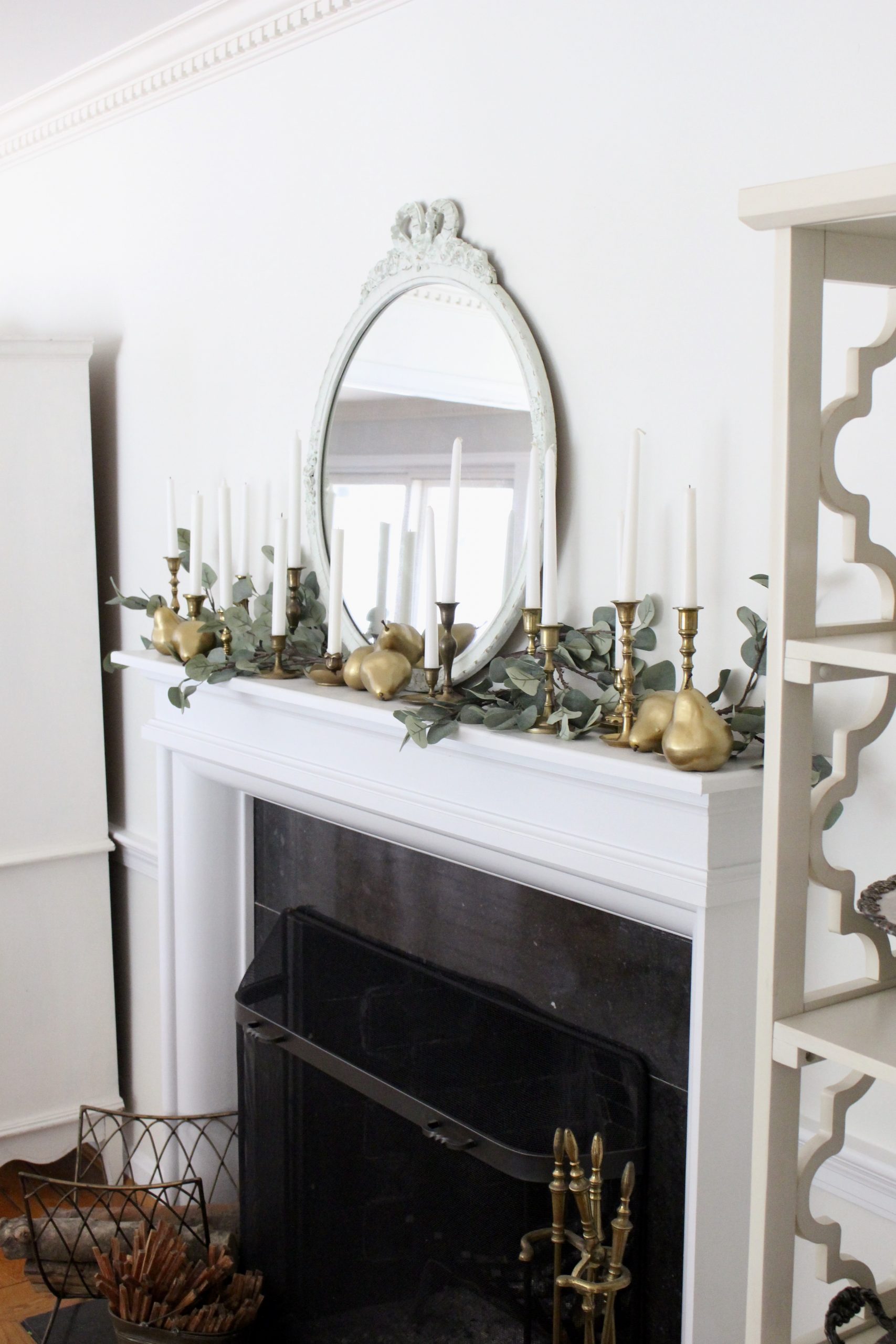 Simple Fall Mantel Decor Ideas