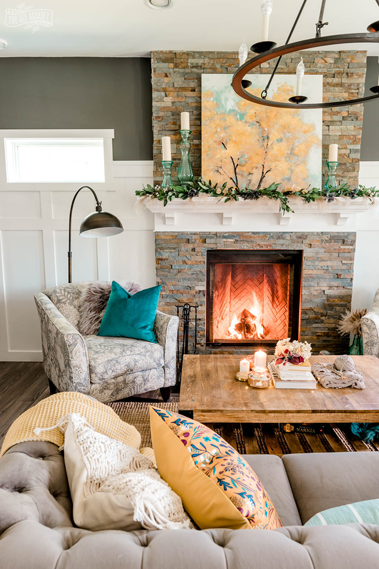 Simple Fall Mantel Decor Ideas