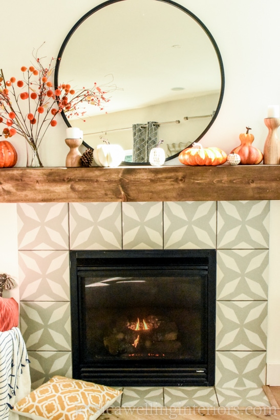 Simple Fall Mantel Decor Ideas