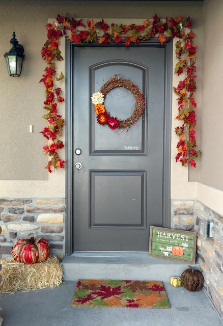 Front Porch and Outdoor Fall Decor Ideas