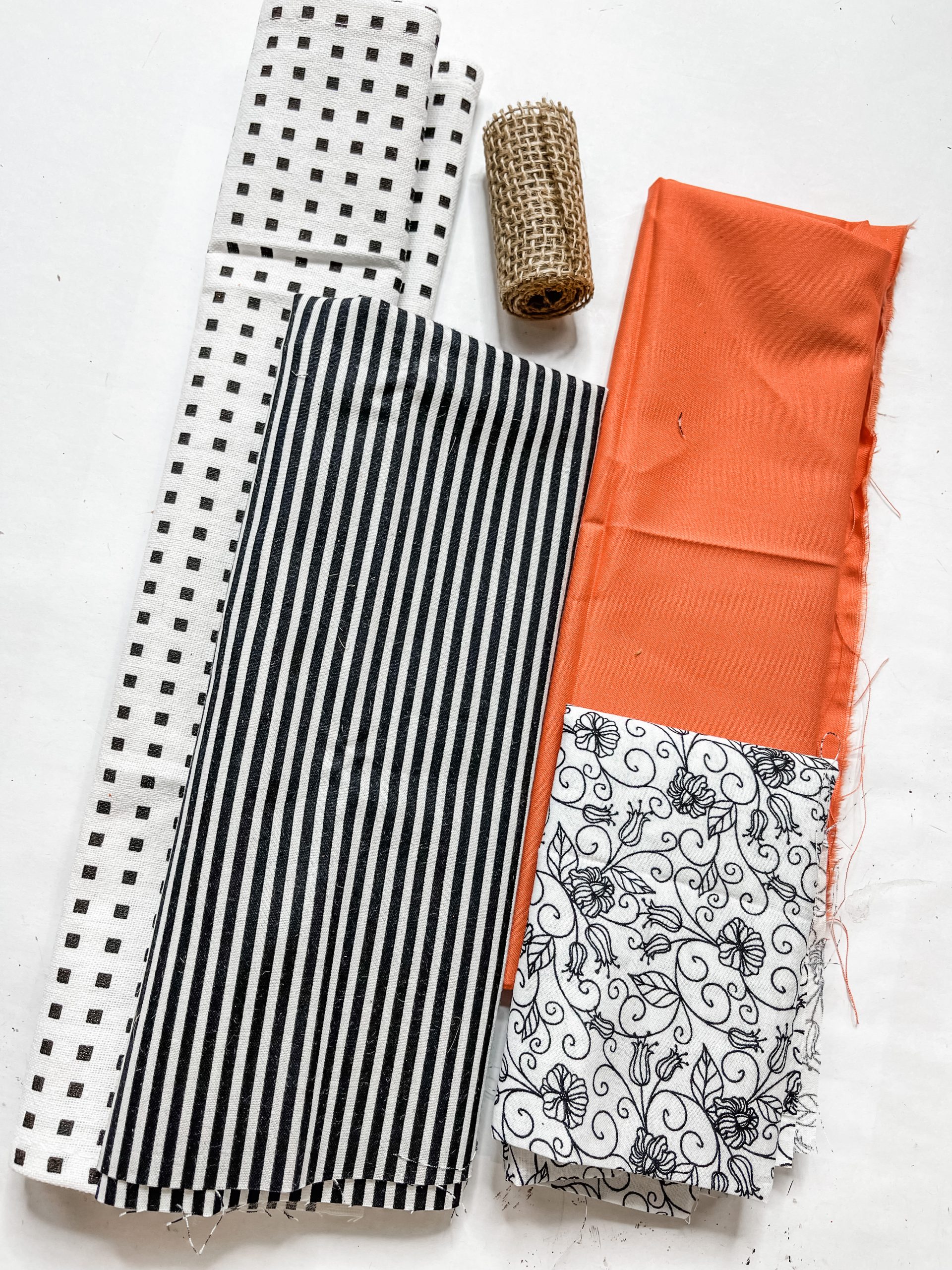 DIY Fall Pumpkin Crate Decor