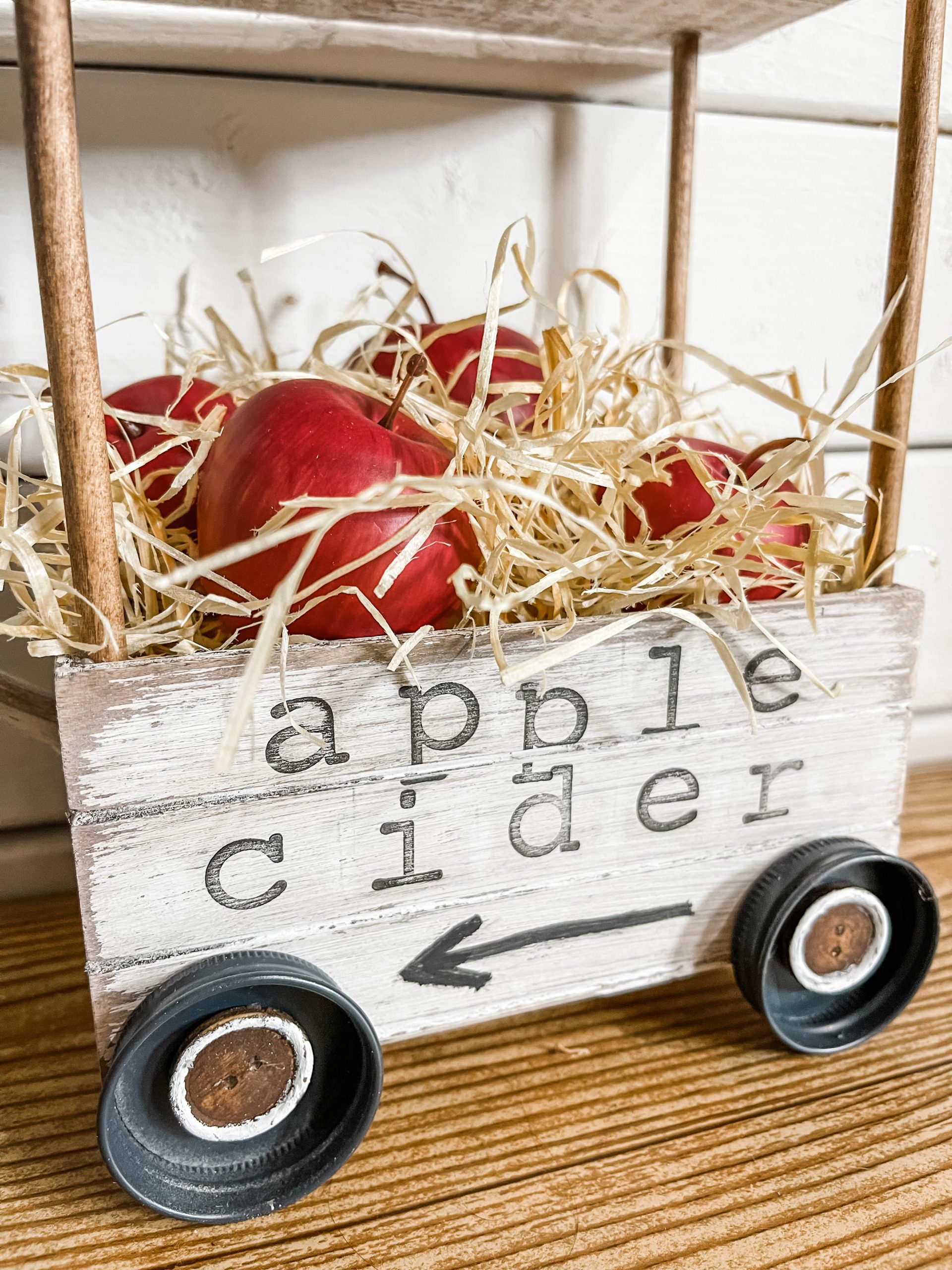 DIY Decorative Apple Cider Cart