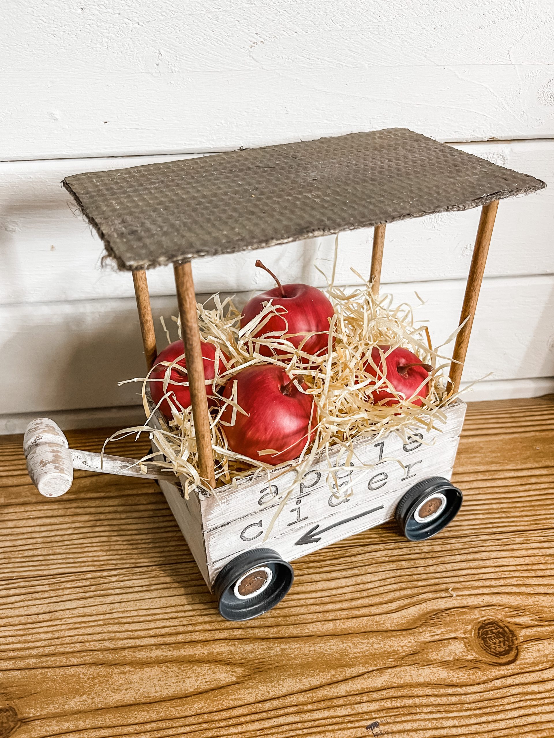 DIY Decorative Apple Cider Cart