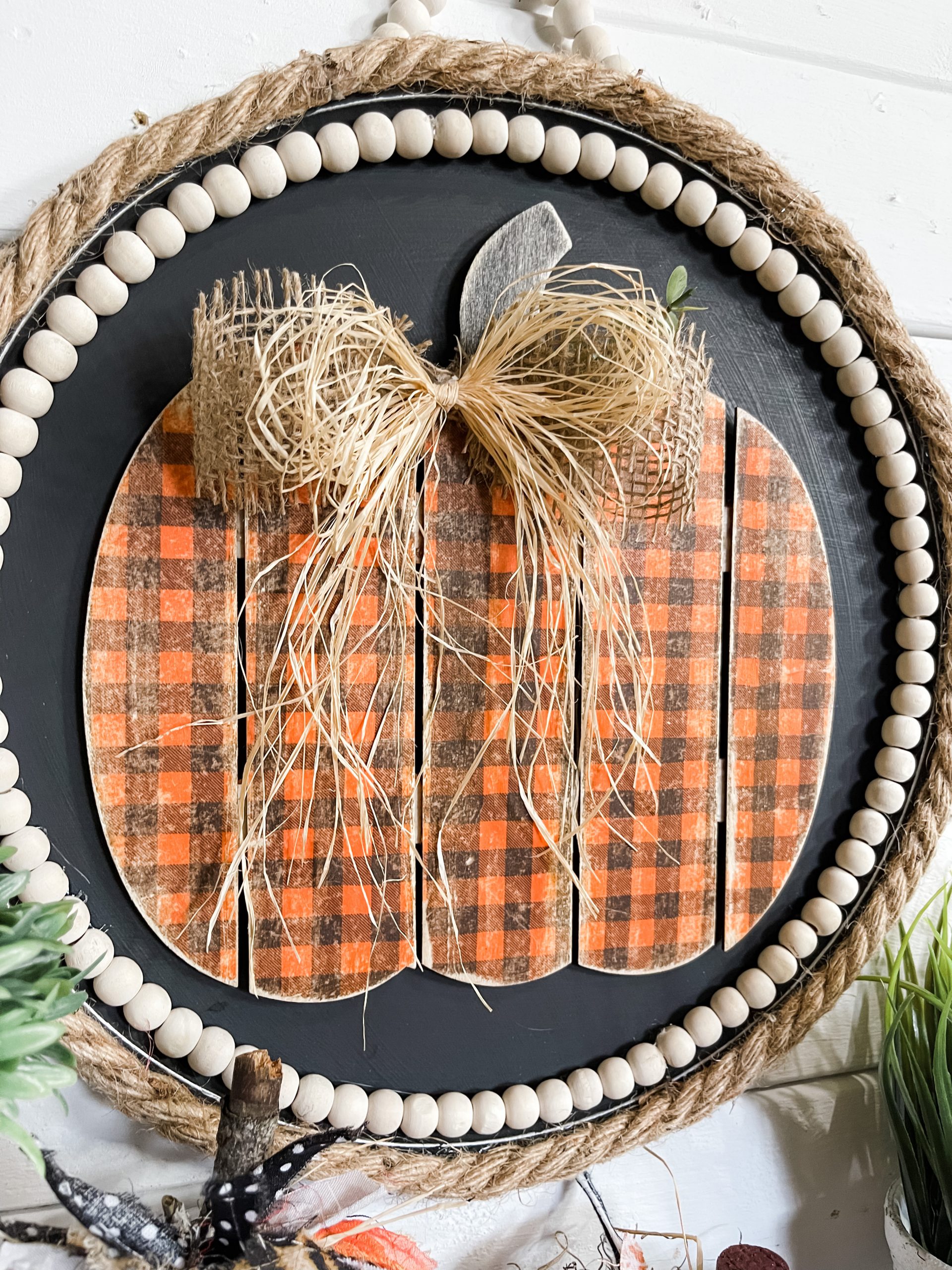 Dollar Tree Pizza Pan DIY Distressed Pumpkin Decor