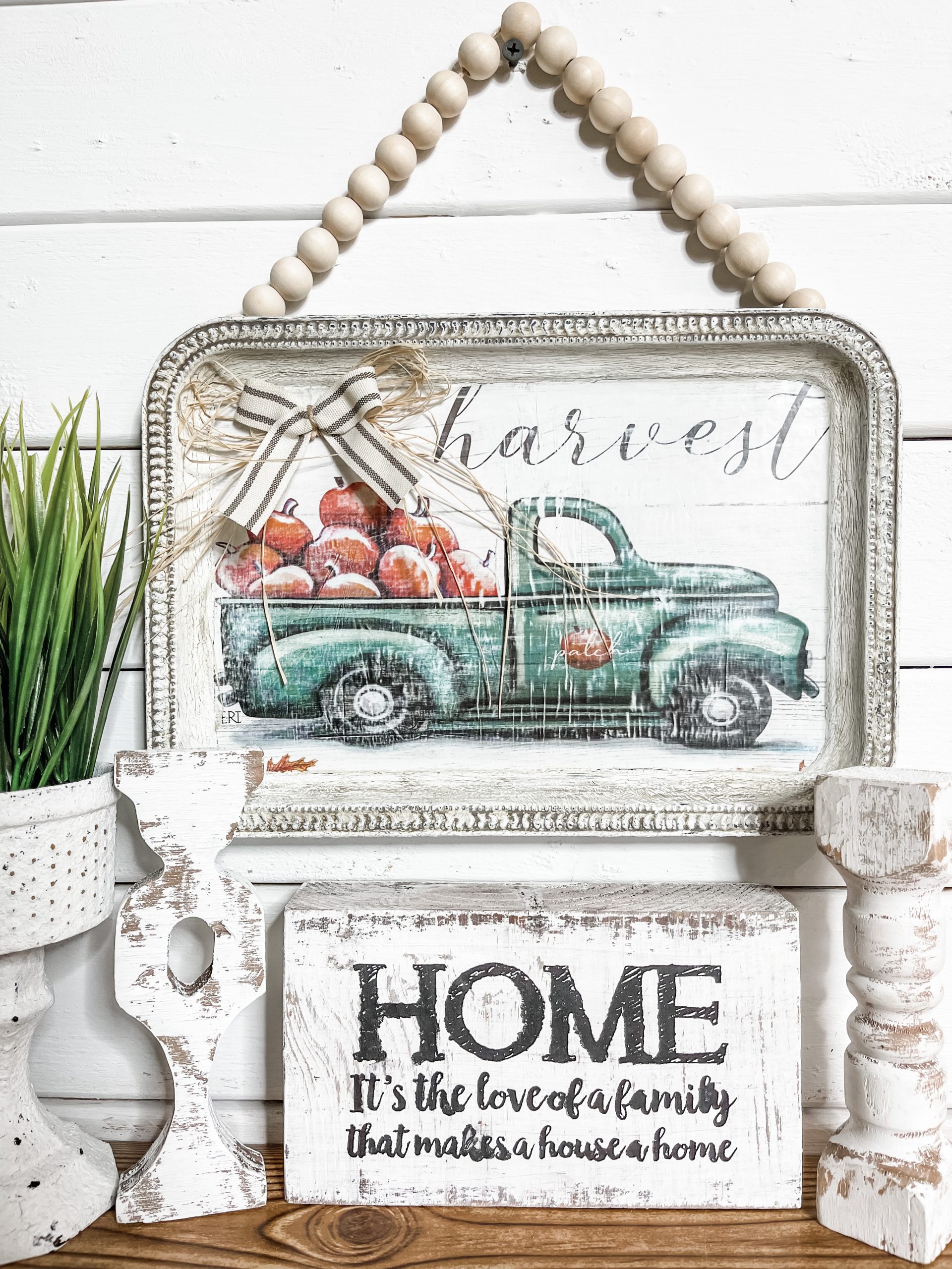 DIY Serving Tray Fall Sign